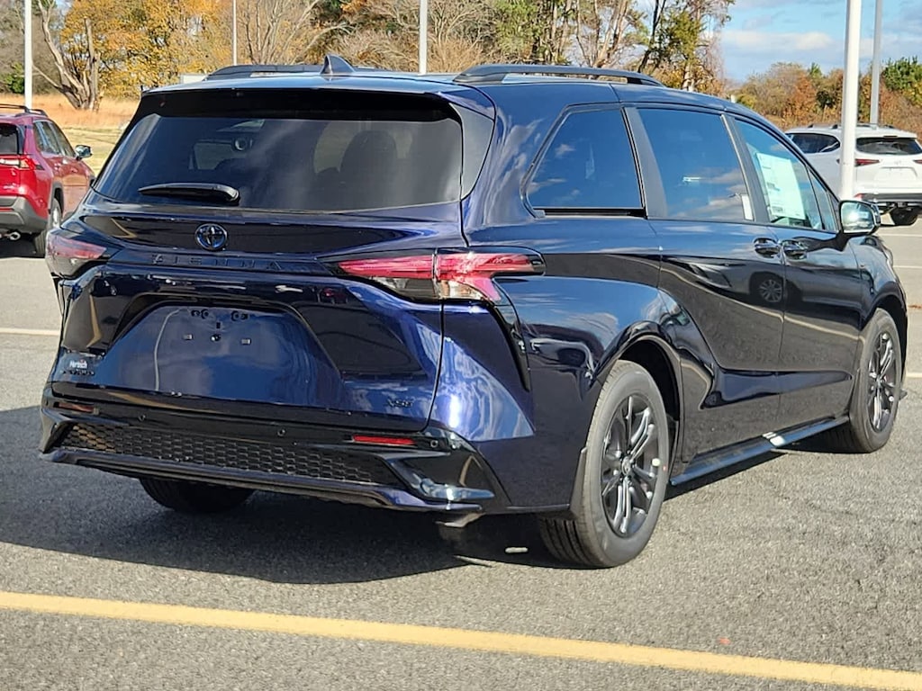 New 2025 Toyota Sienna XSE Van Passenger Van