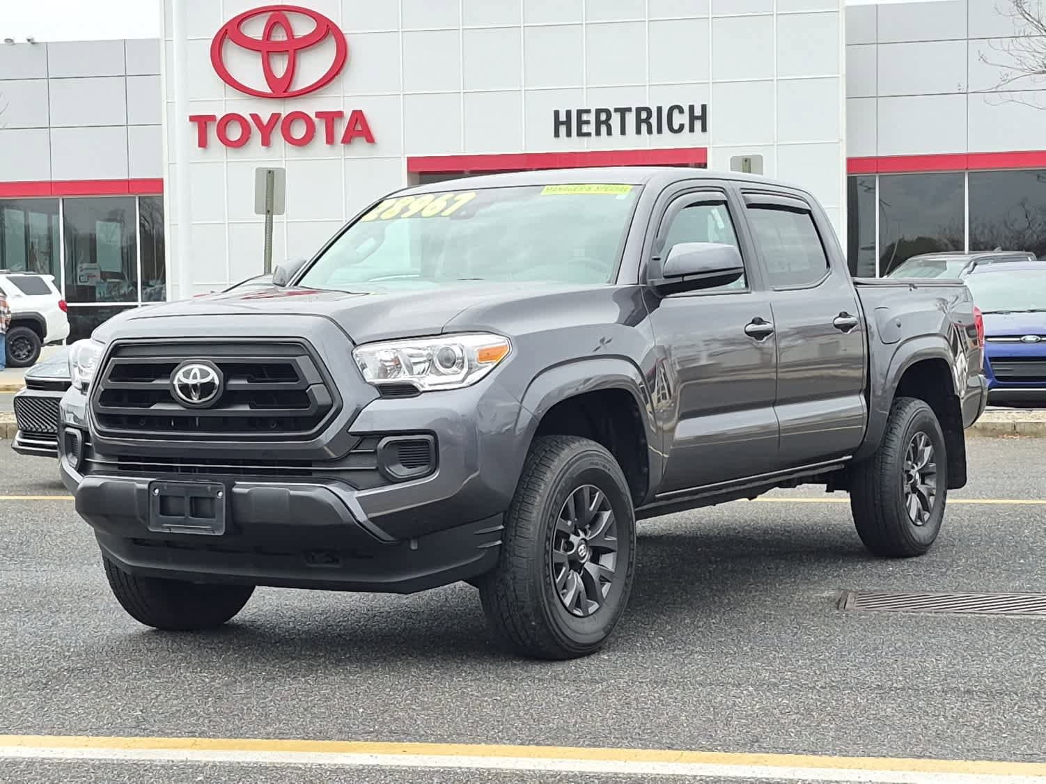 2023 Toyota Tacoma SR's photo