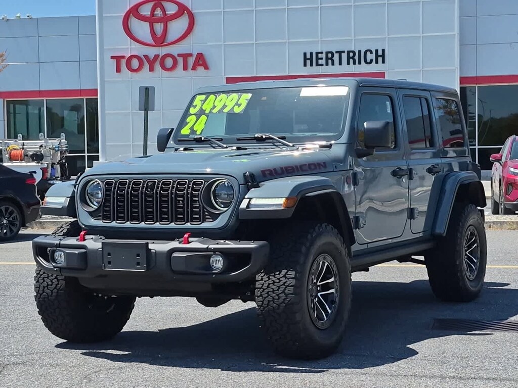 Used 2024 Jeep Wrangler Rubicon X Sport Utility