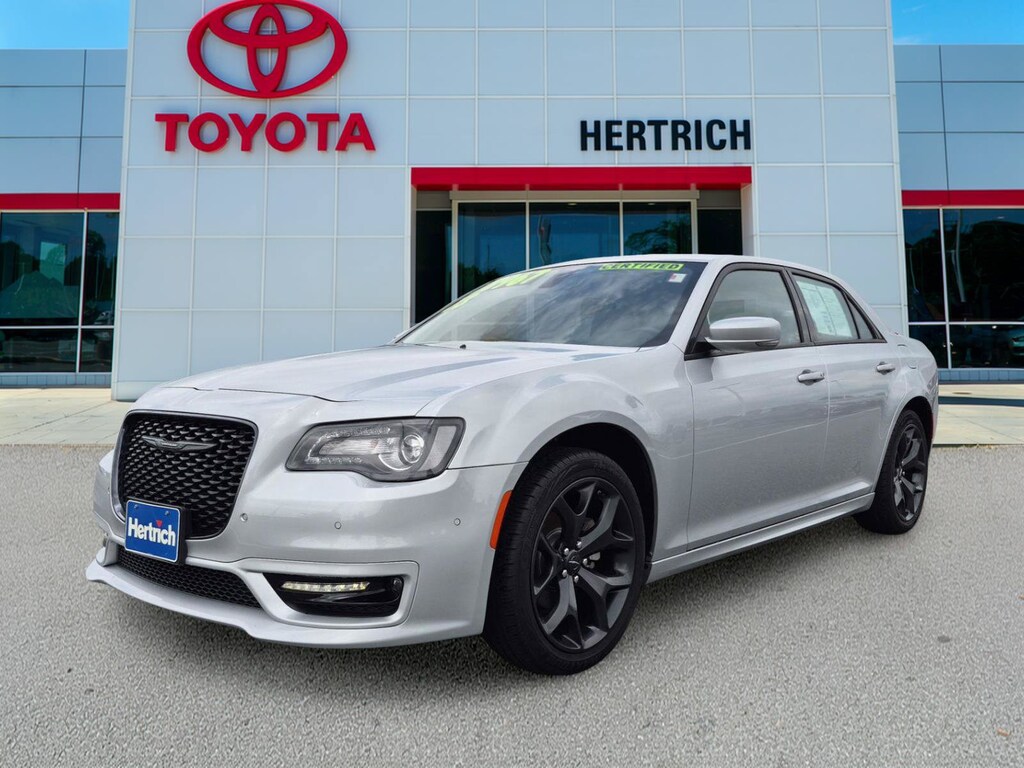 Certified 2023 Chrysler 300 Touring L Sedan