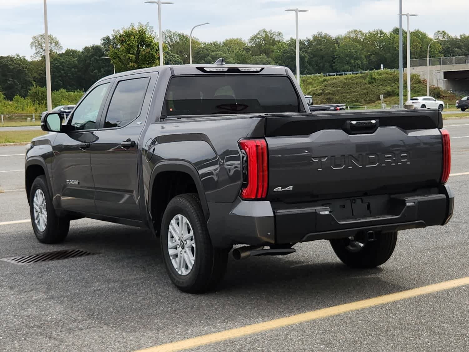 2026 Toyota Tundra SR5 photo 3