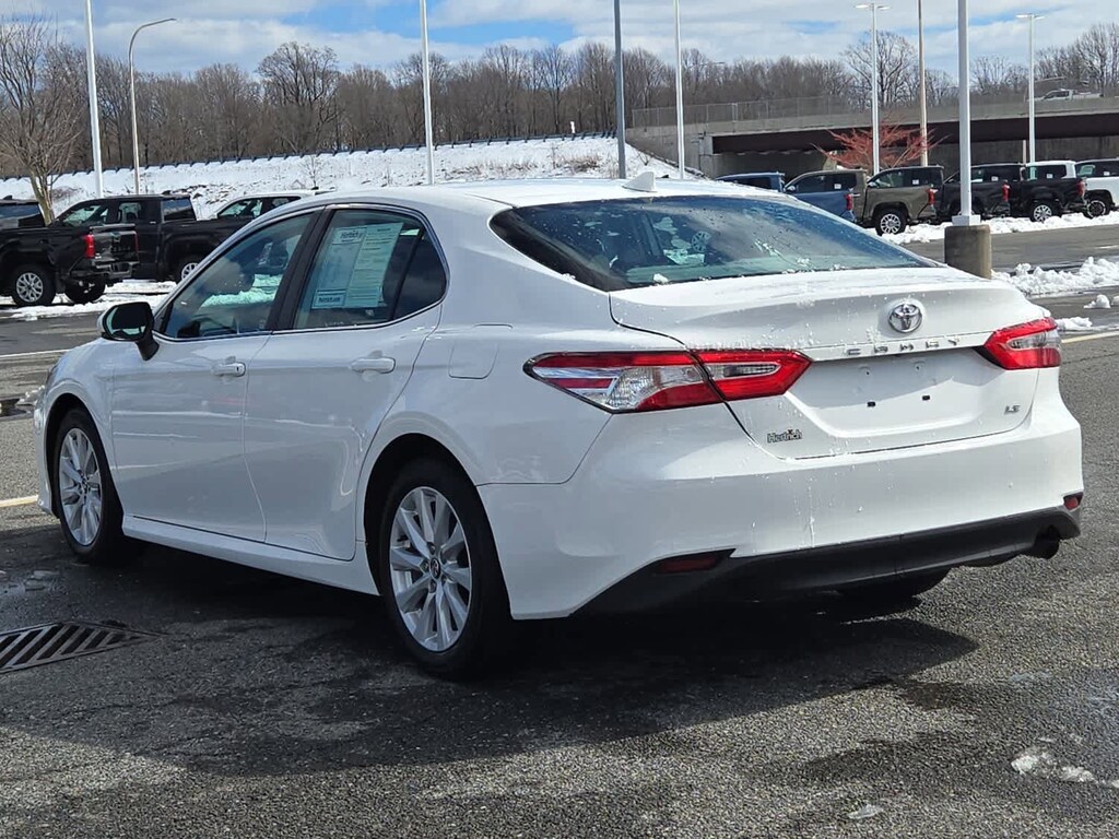 Used 2020 Toyota Camry LE Car