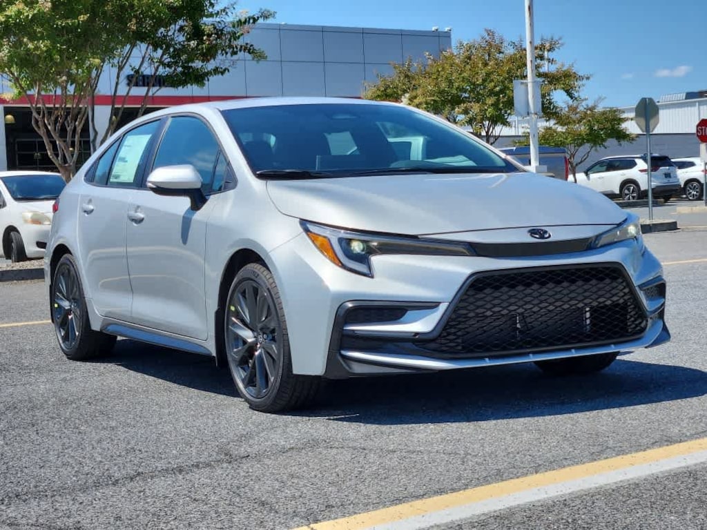 Used 2025 Toyota Corolla SE Car