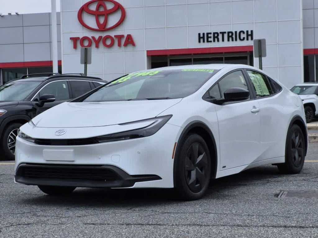 Used 2023 Toyota Prius LE Car