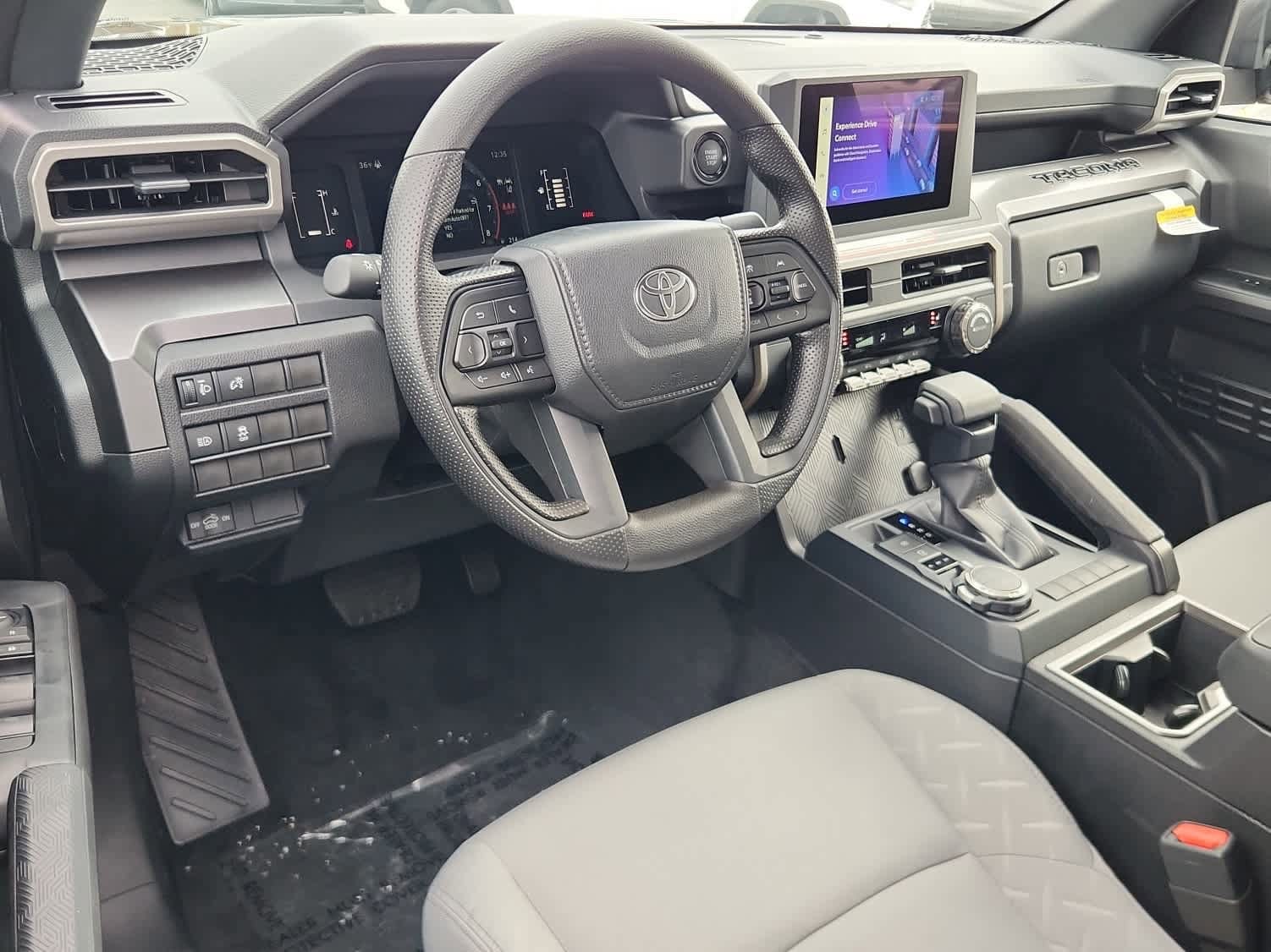 2026 Toyota Tacoma SR5 - Photo 8