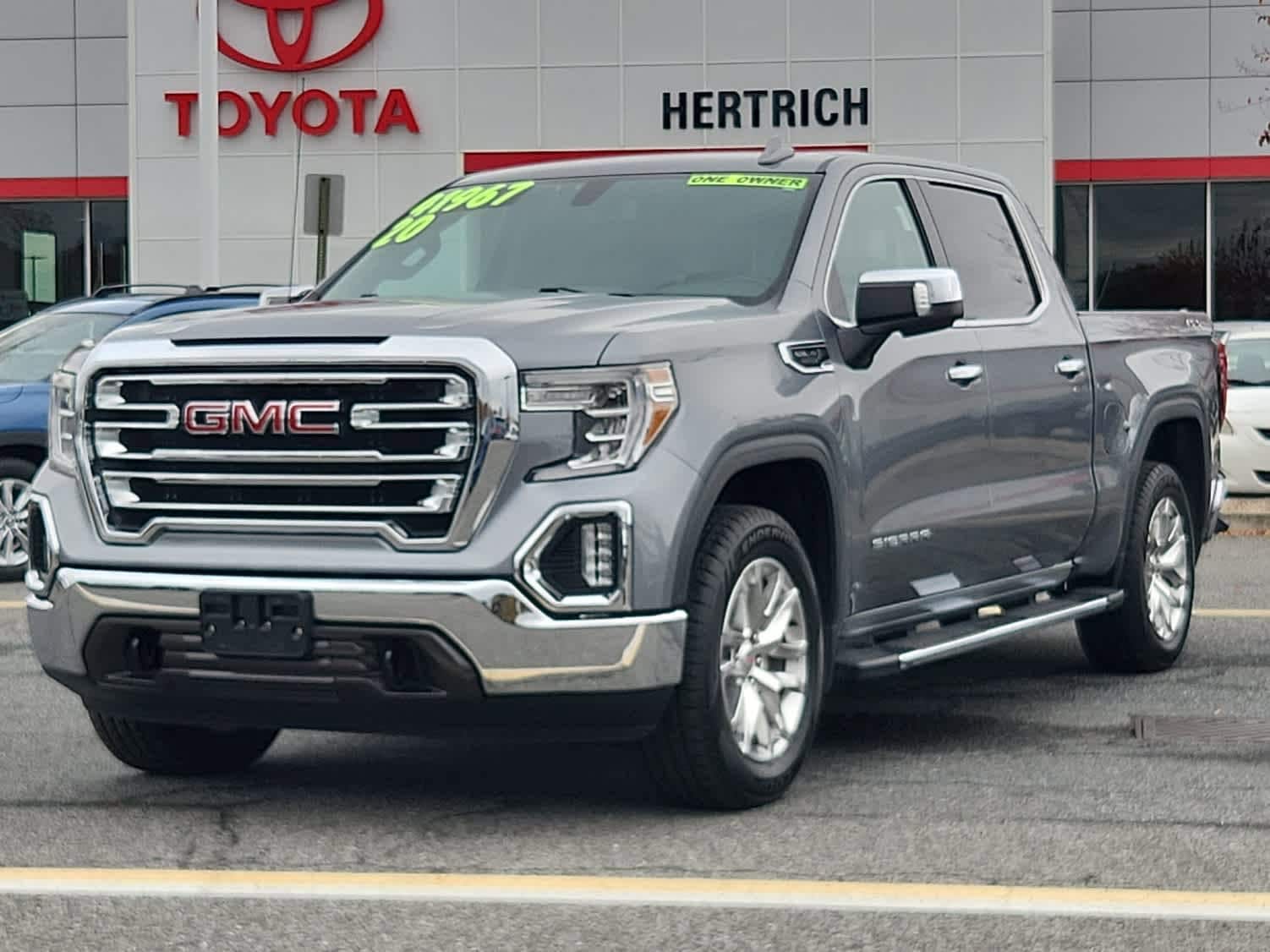 2020 GMC Sierra 1500 SLT's photo