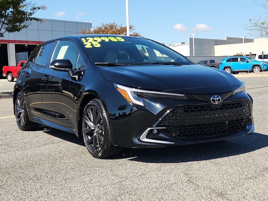 Used 2025 Toyota Corolla XSE Car