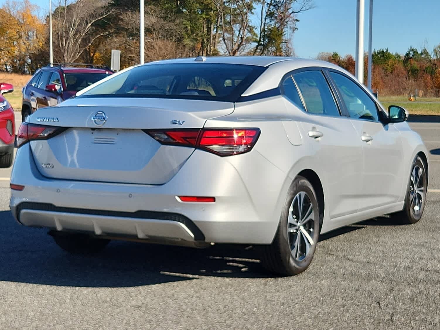2020 Nissan Sentra SV photo 3