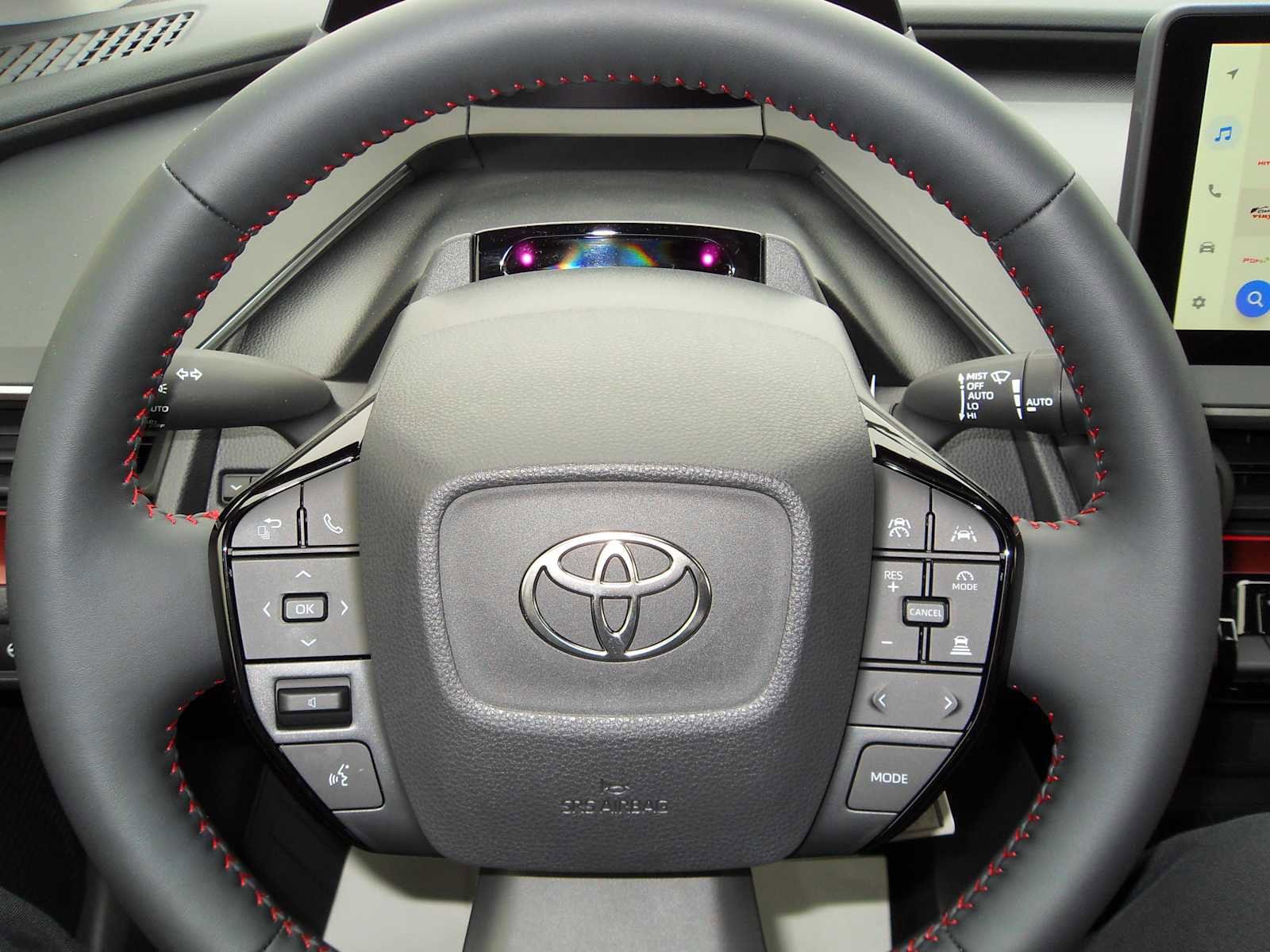 2026 Toyota Prius Plug-in Hybrid XSE - Photo 31