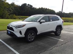 2025 Toyota RAV4 Hybrid XLE SUV