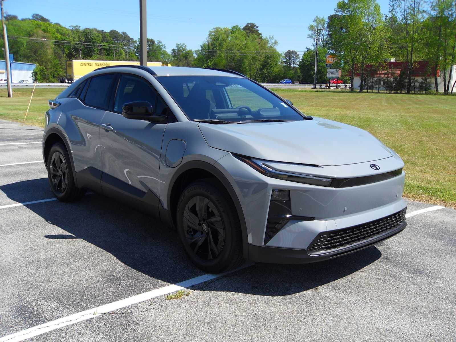 2026 Toyota C-HR SE - Photo 7