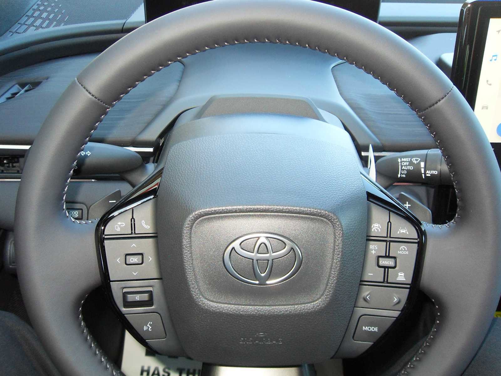 2026 Toyota C-HR SE - Photo 31