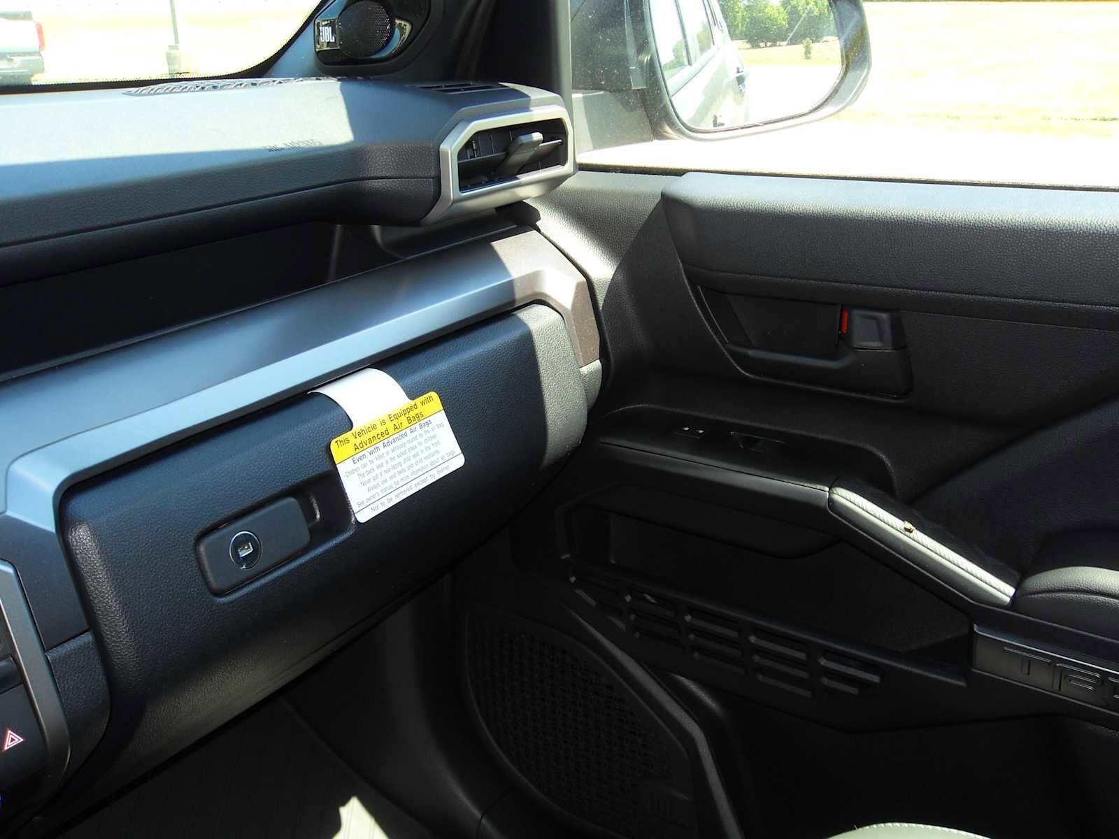 2026 Toyota 4Runner TRD Off-Road Premium - Photo 27