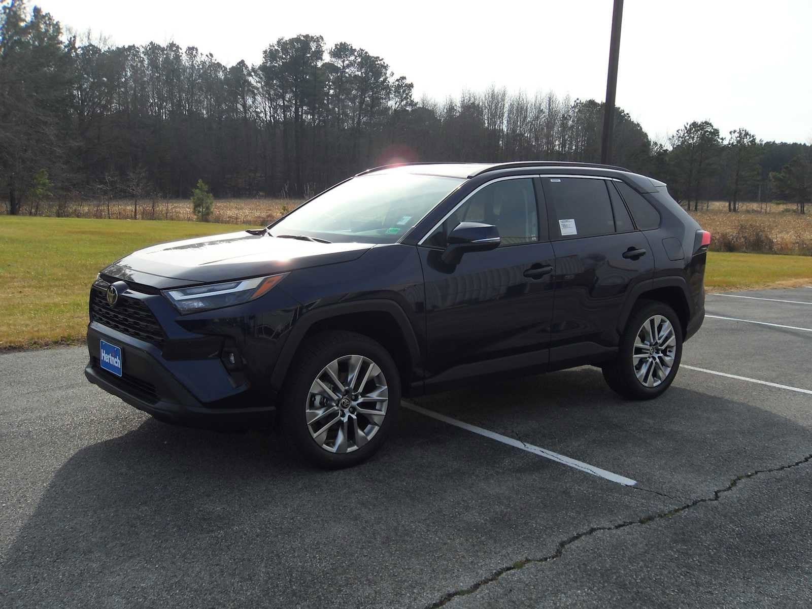 2025 Toyota RAV4 XLE Premium's photo