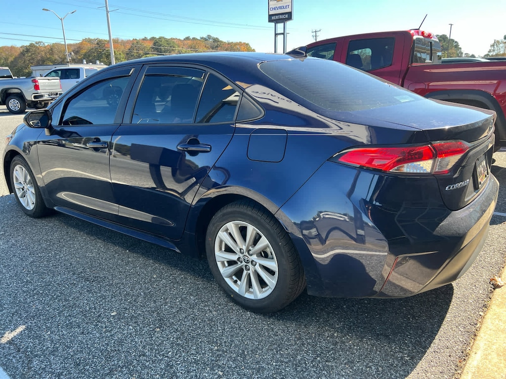 Used 2024 Toyota Corolla LE Sedan