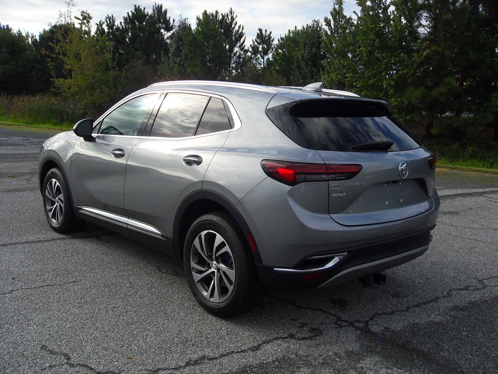 2023 Buick Envision Essence photo 3