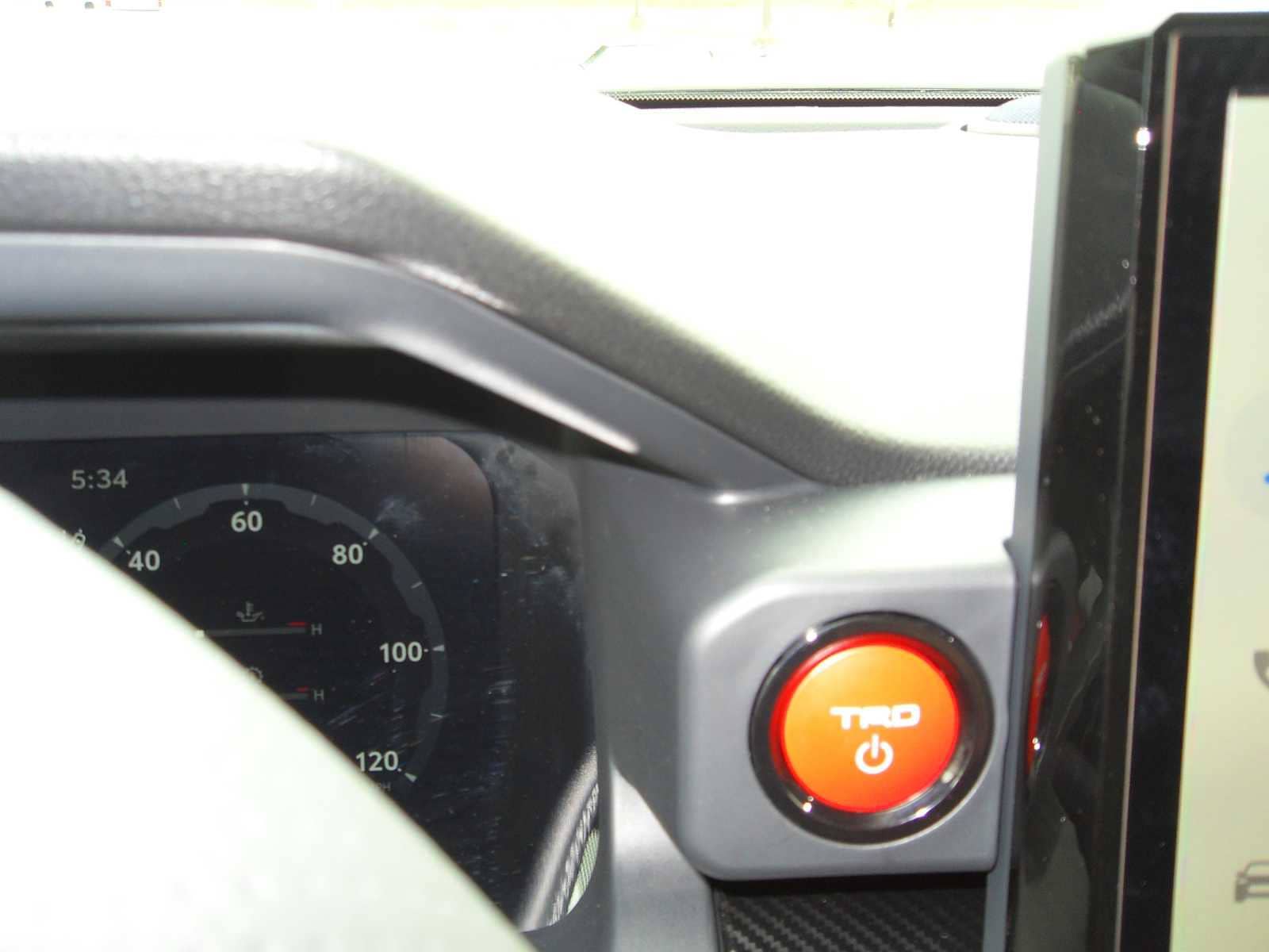 2026 Toyota Tacoma TRD Pro - Photo 31