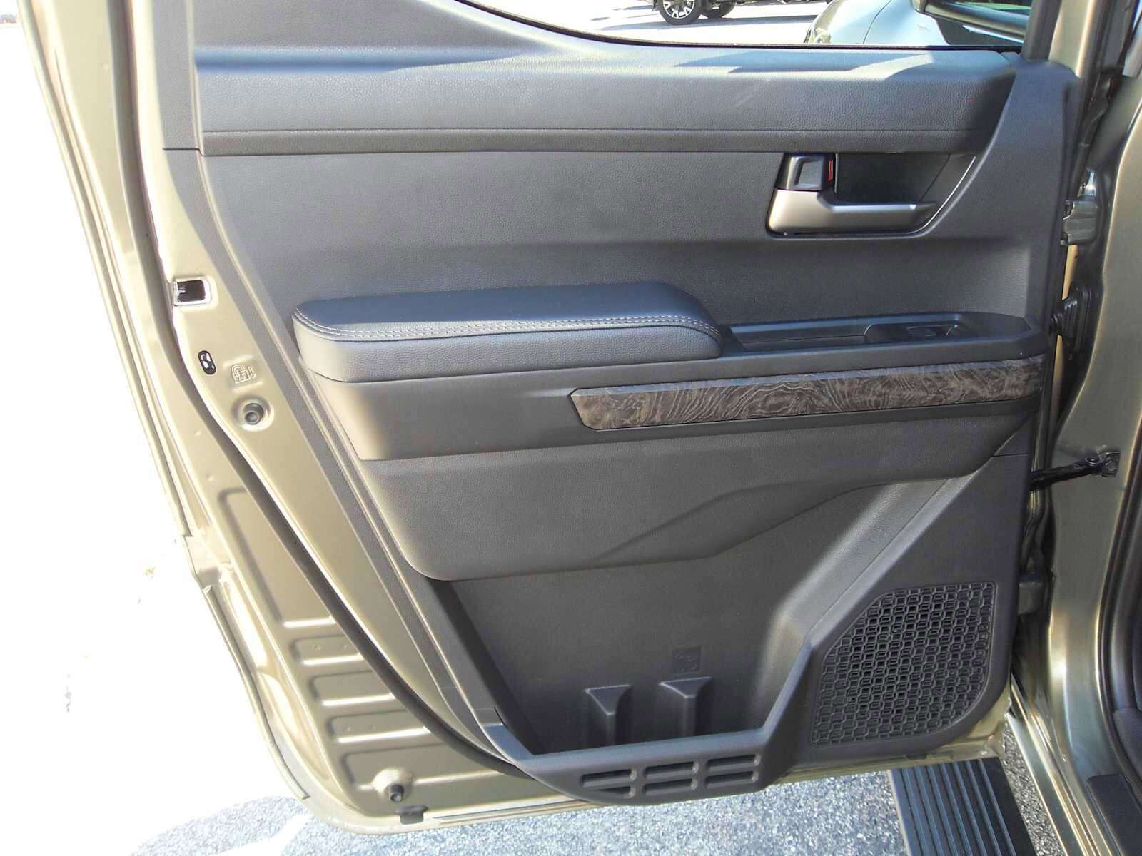 2026 Toyota Tacoma Limited - Photo 19