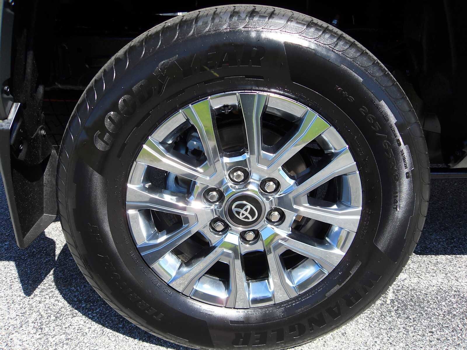 2026 Toyota Tacoma Limited - Photo 10