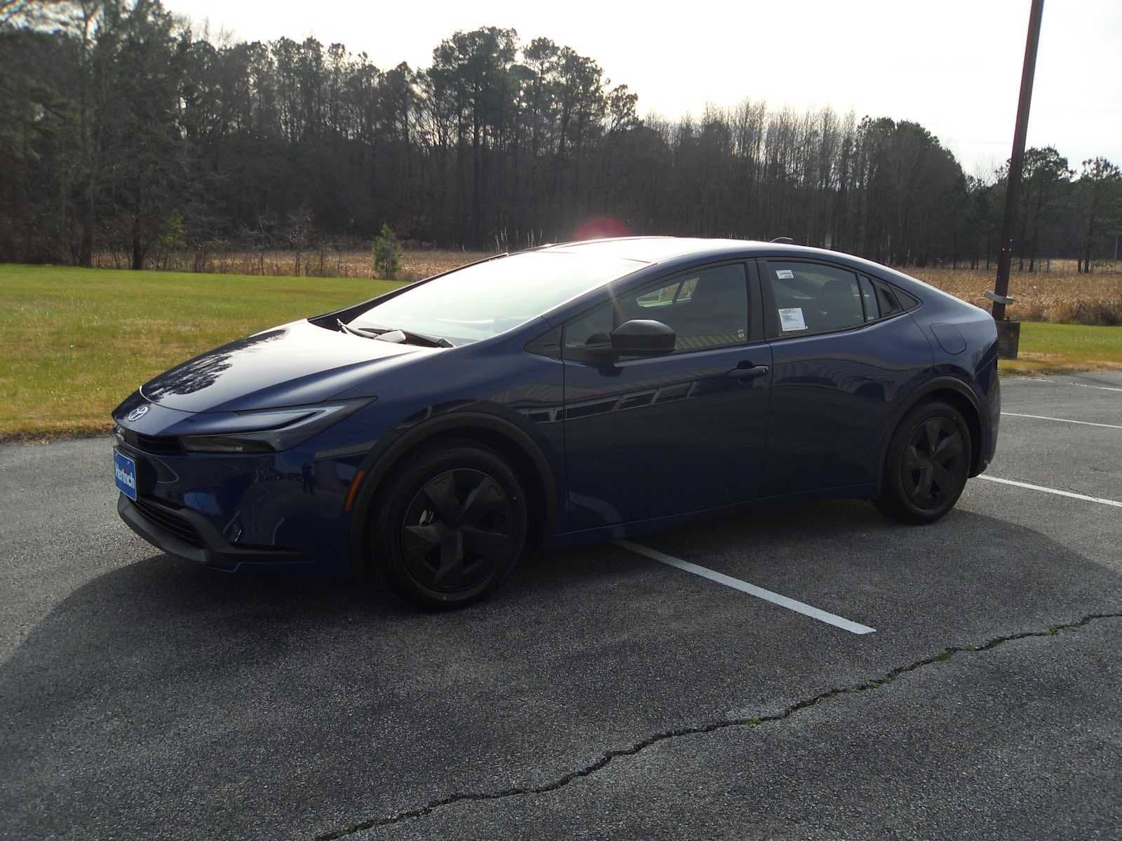 2026 Toyota Prius LE's photo