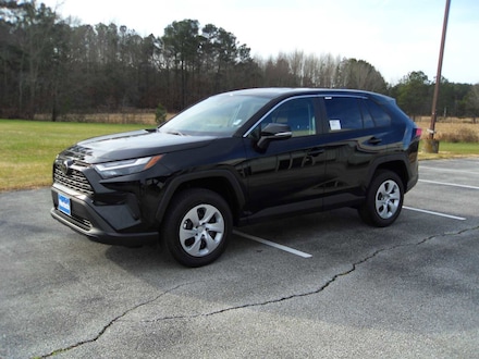 2025 Toyota RAV4 LE SUV