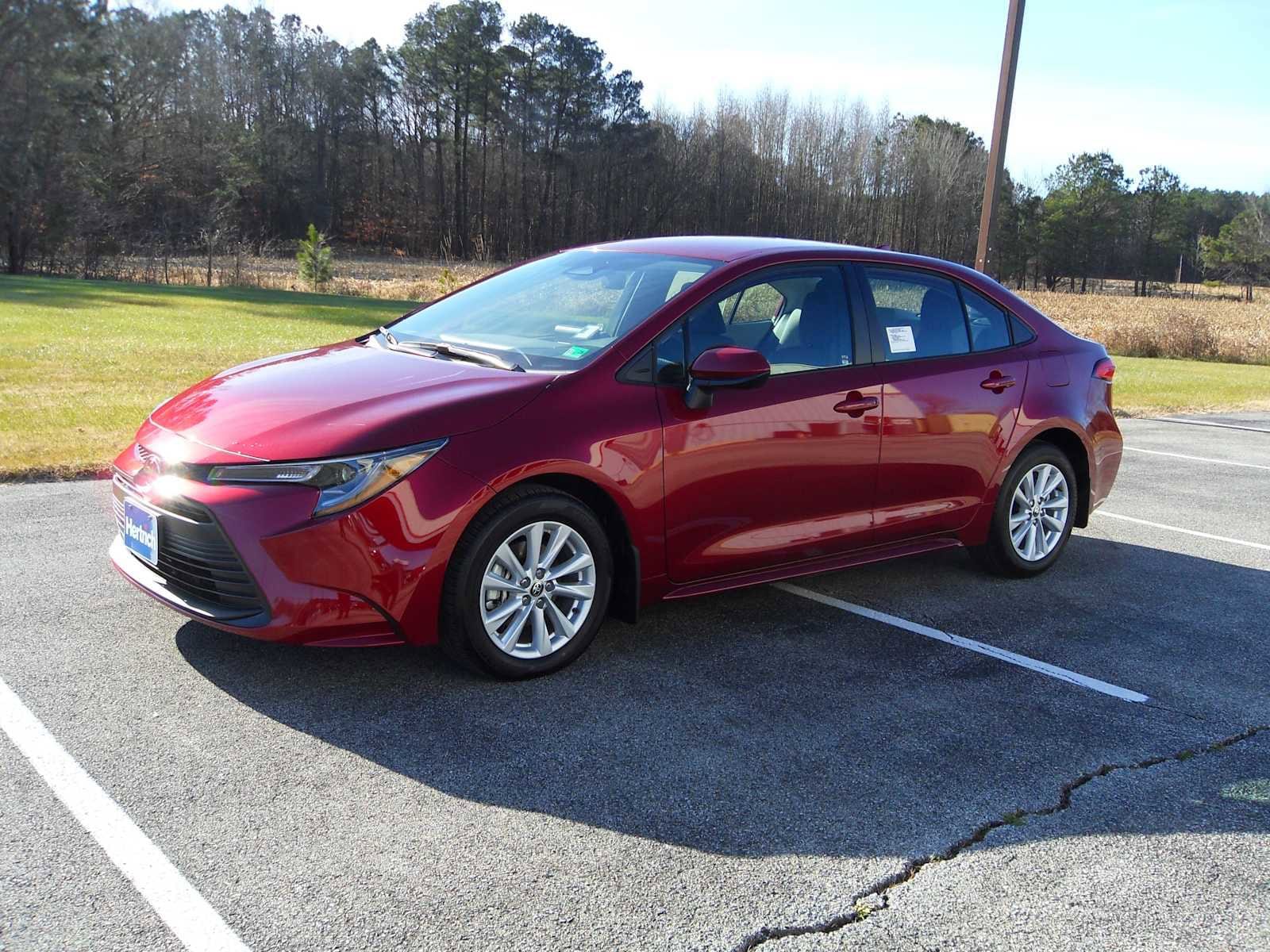 2026 Toyota Corolla LE's photo