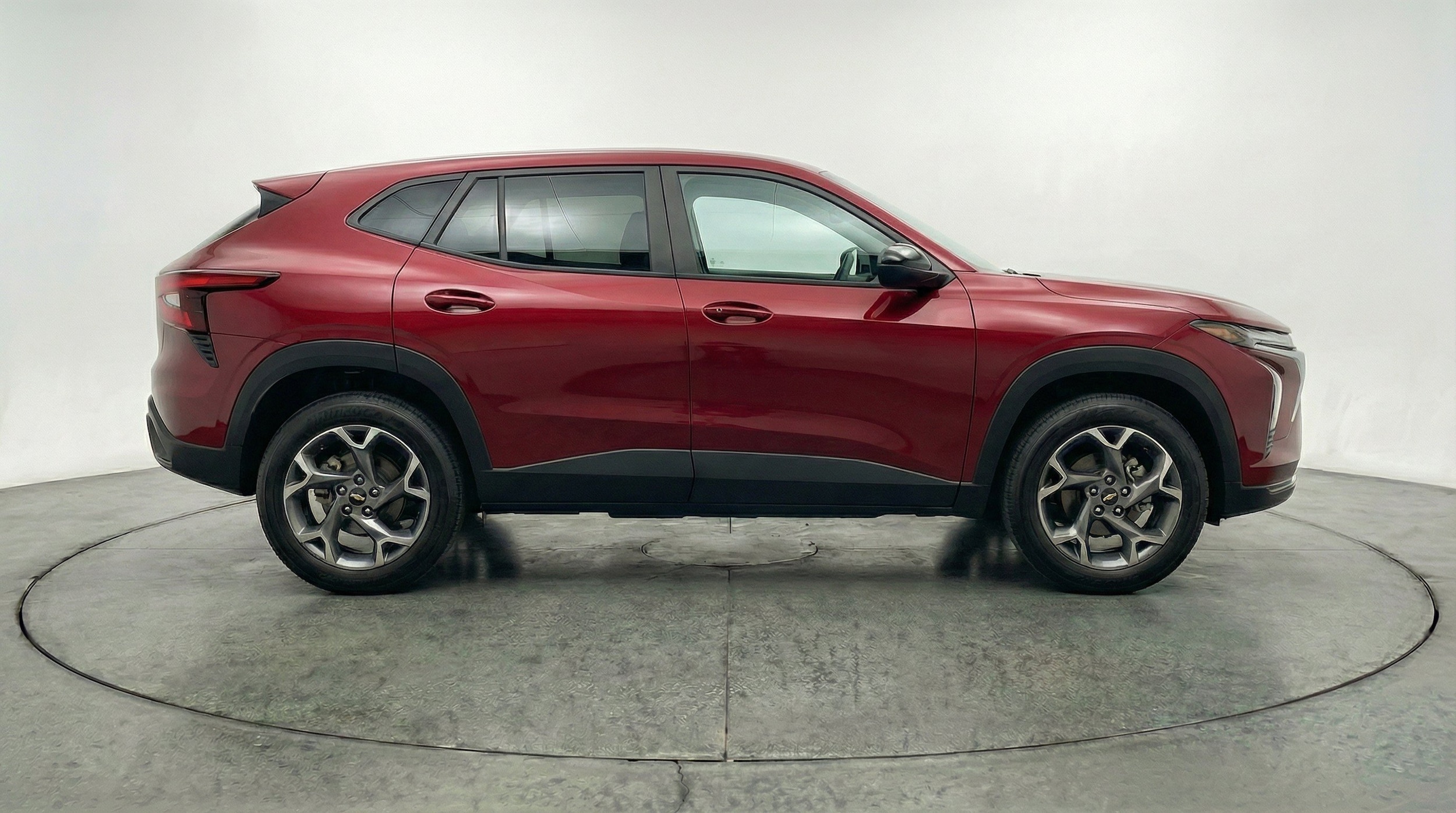 Thumbnail: 2025 Chevrolet Trax - 11