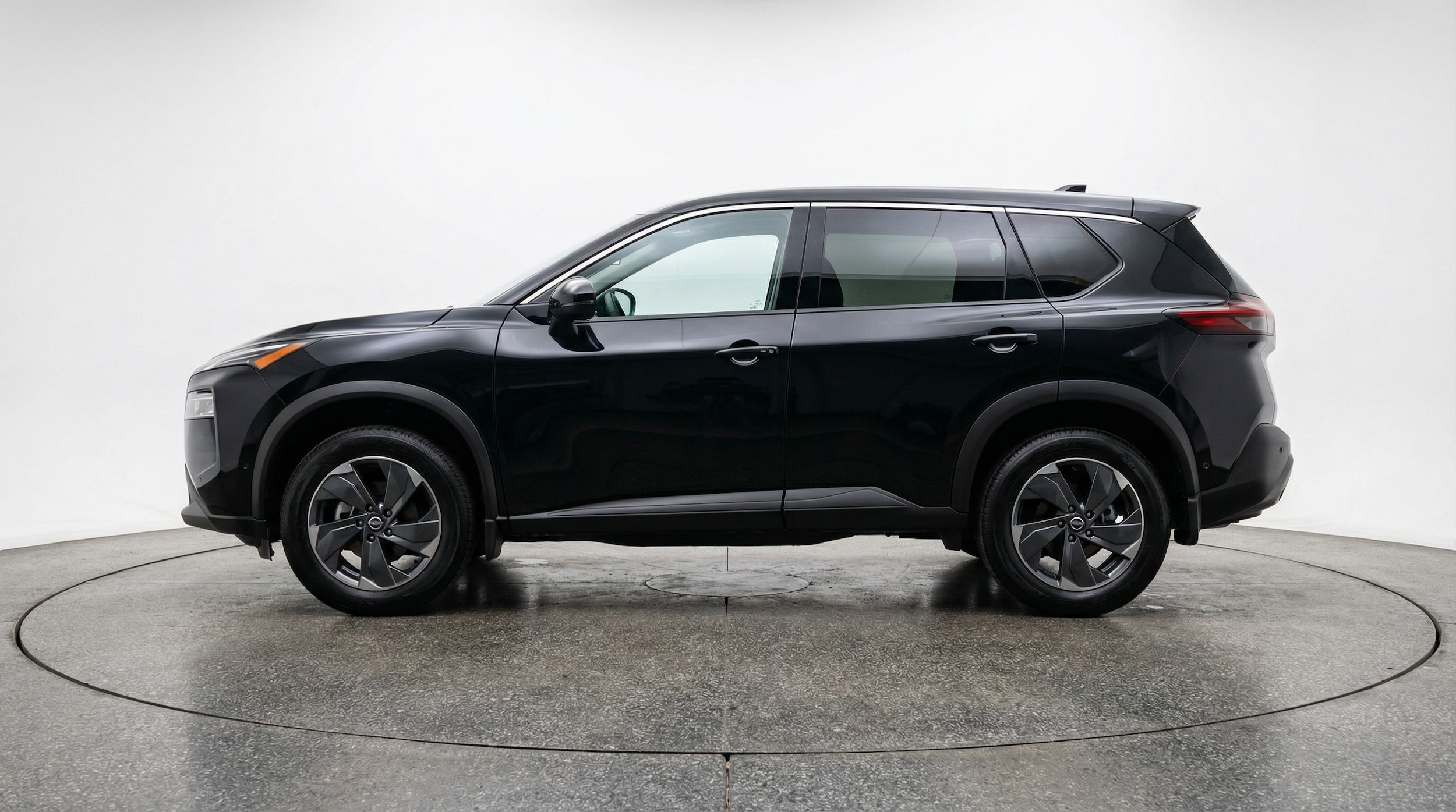 Thumbnail: 2025 Nissan Rogue - 4