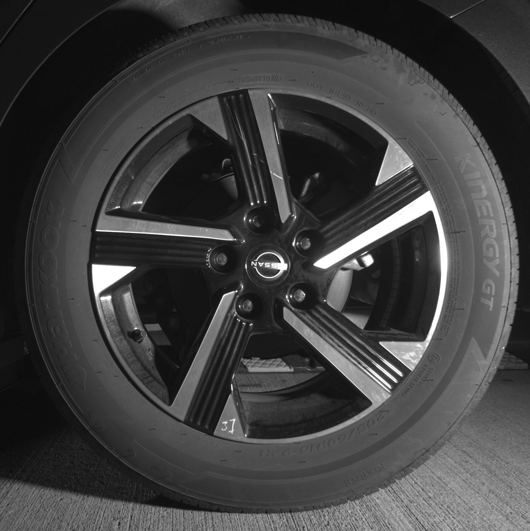 Thumbnail: 2025 Nissan Sentra - 11