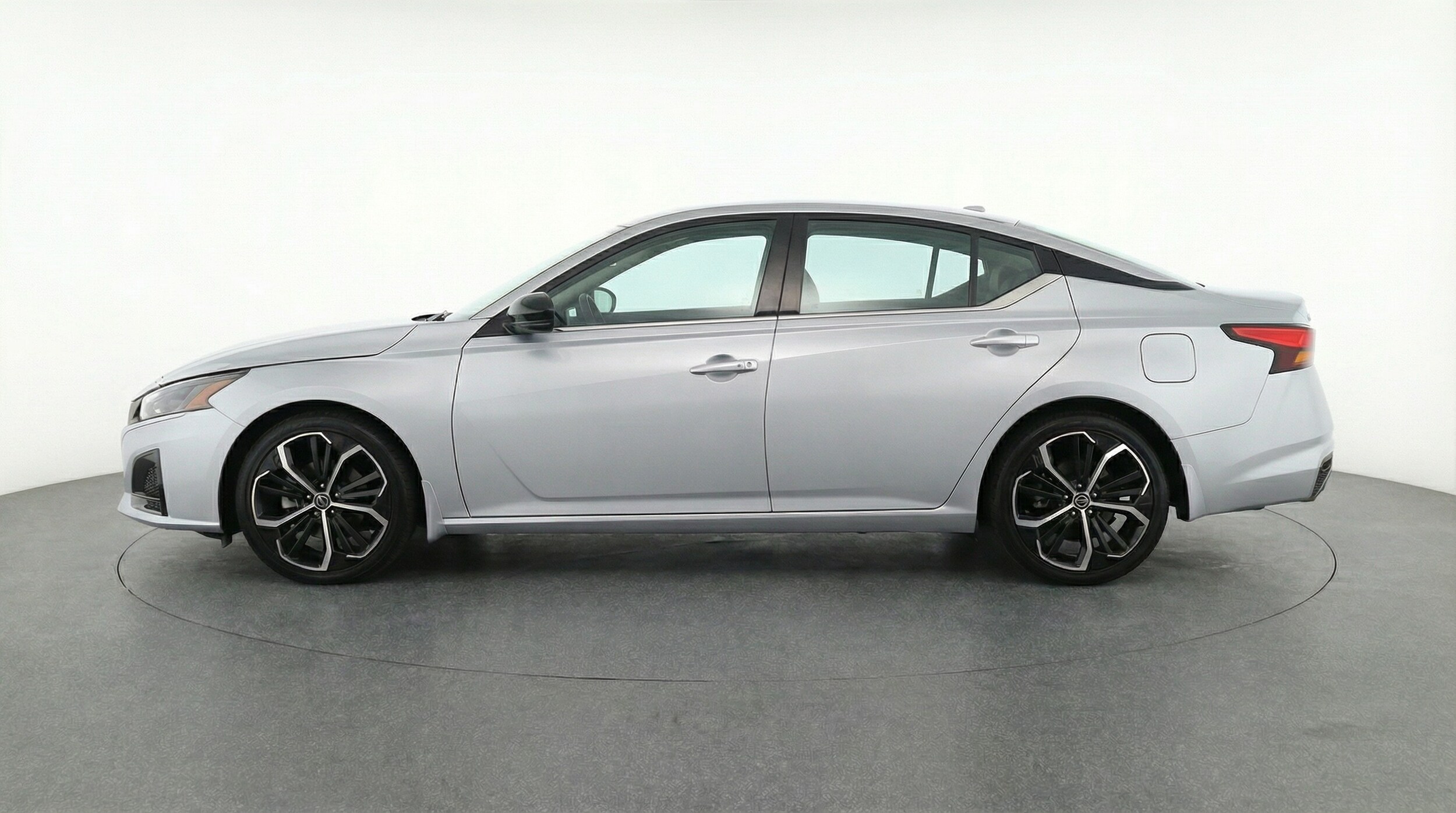 Thumbnail: 2025 Nissan Altima - 4