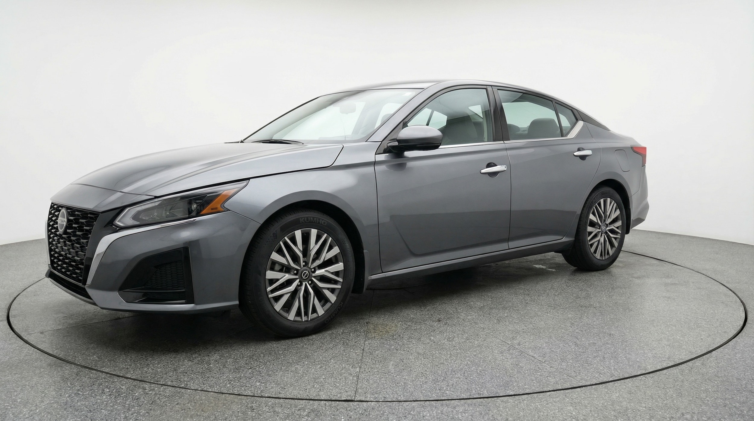 Thumbnail: 2025 Nissan Altima - 3