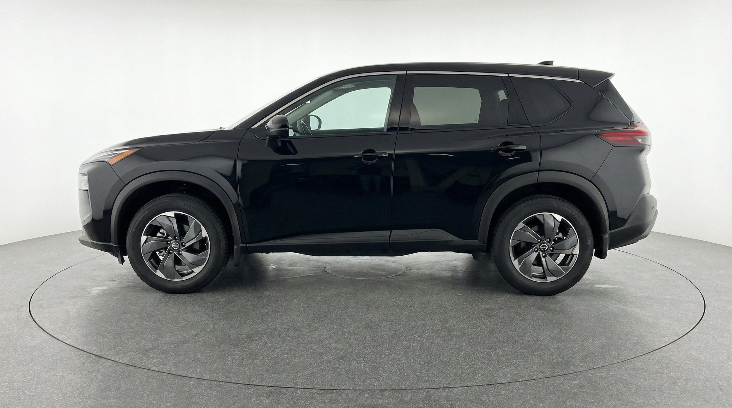 Thumbnail: 2026 Nissan Rogue - 5