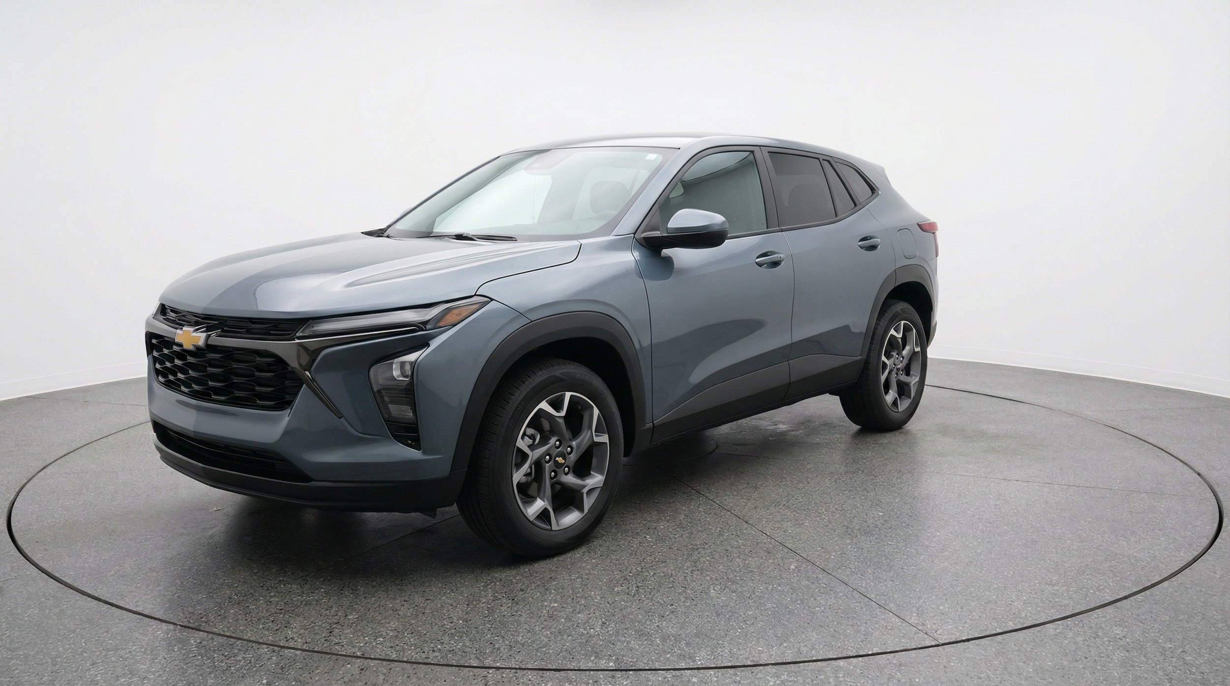 Thumbnail: 2025 Chevrolet Trax - 3
