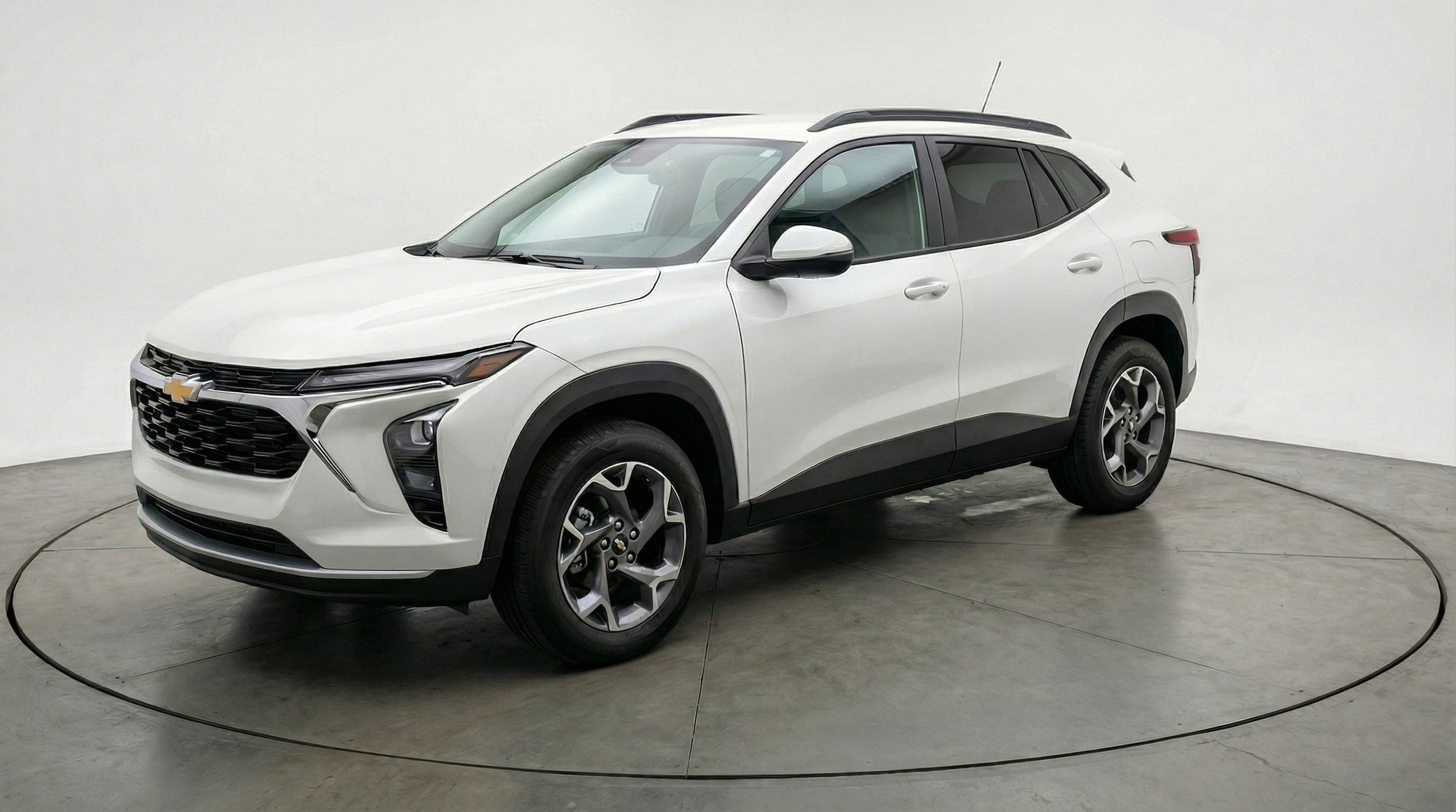 Thumbnail: 2025 Chevrolet Trax - 3