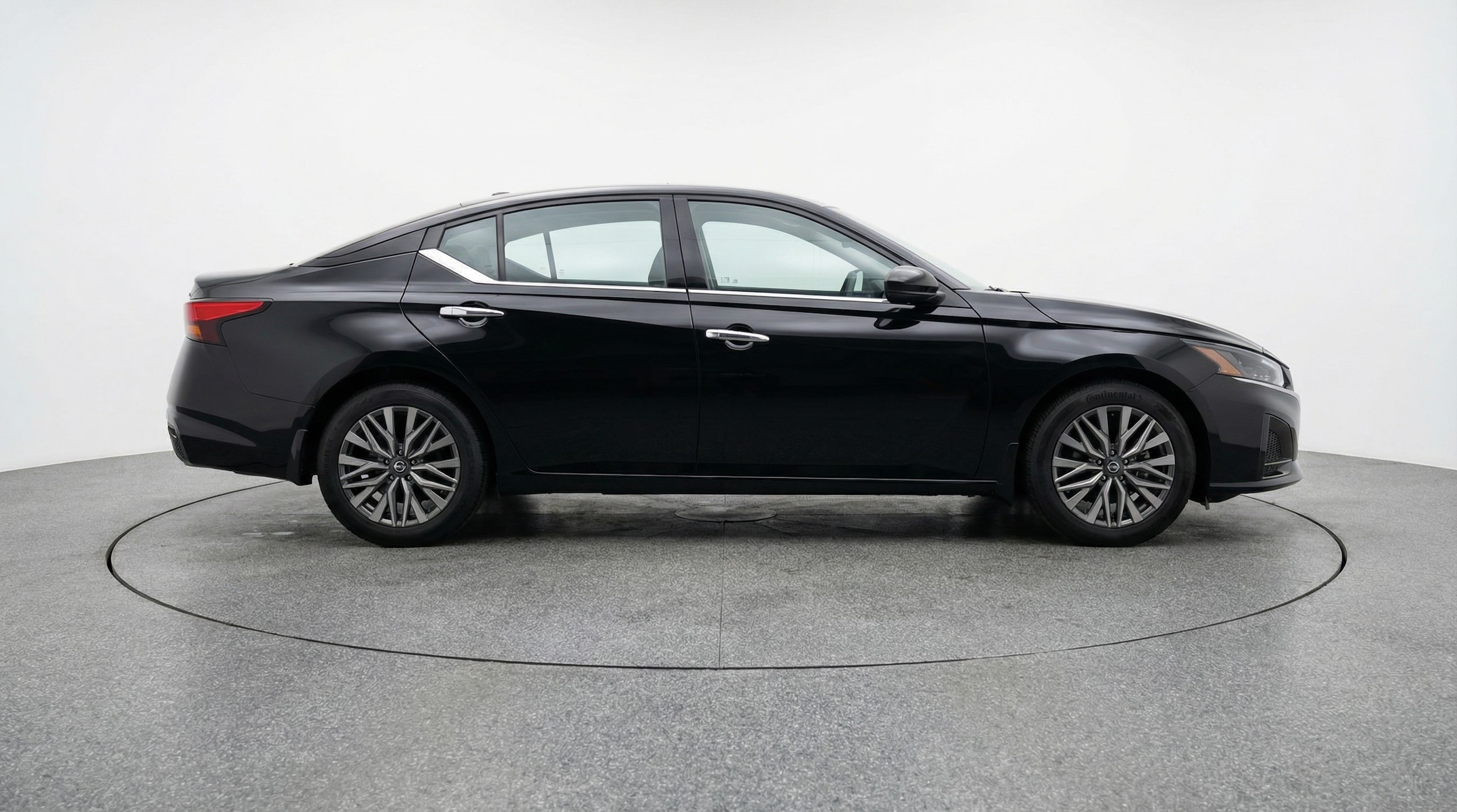 Thumbnail: 2025 Nissan Altima - 8