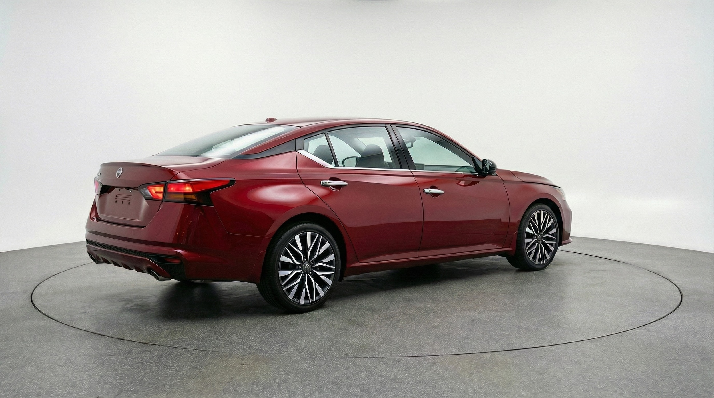 Thumbnail: 2025 Nissan Altima - 7