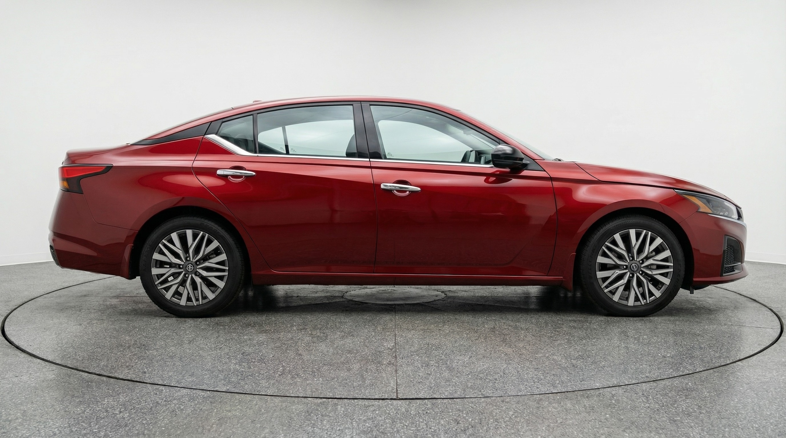 Thumbnail: 2025 Nissan Altima - 8