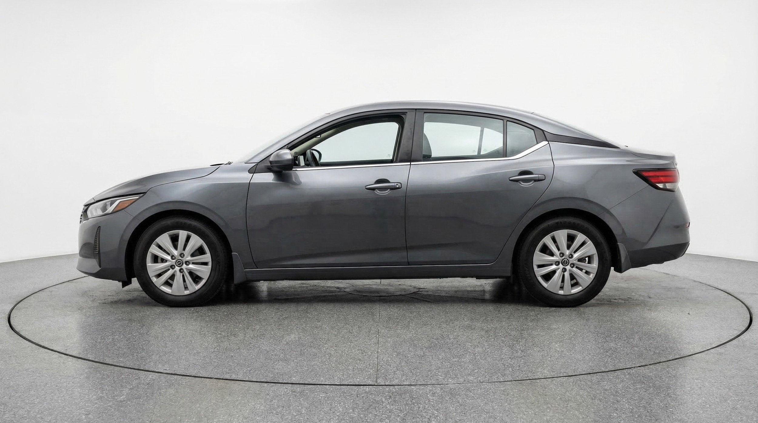 Thumbnail: 2025 Nissan Sentra - 5