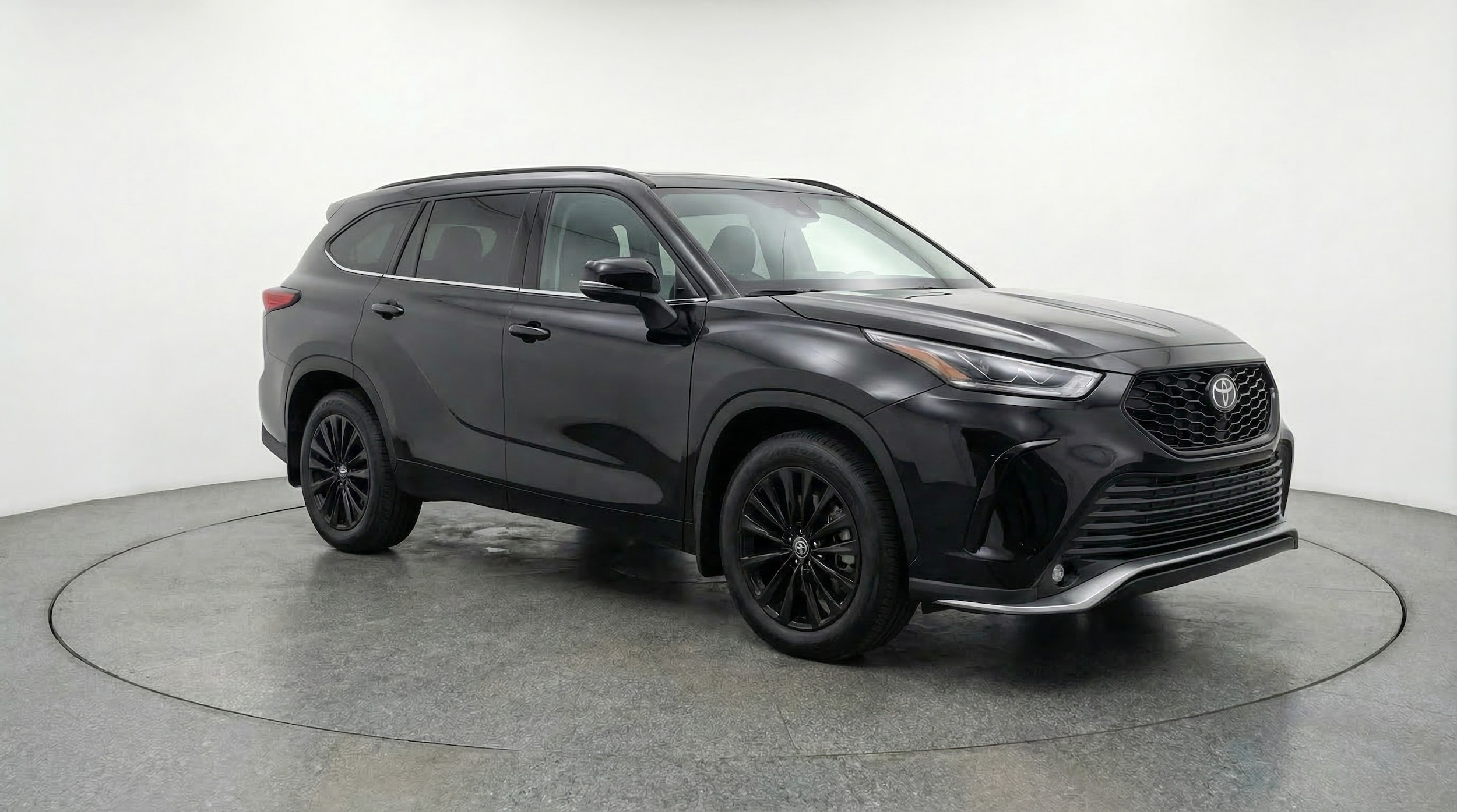 Thumbnail: 2025 Toyota Highlander - 1
