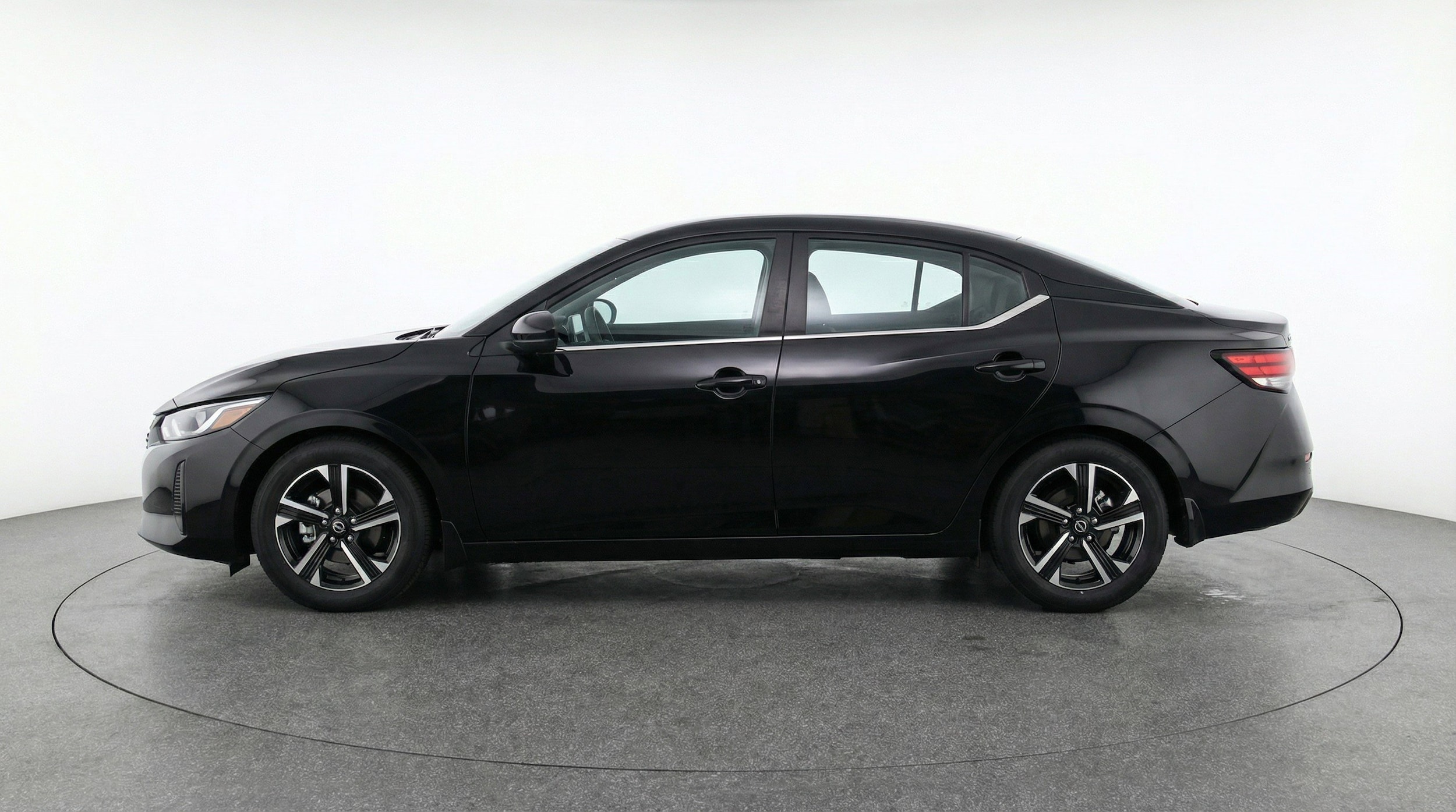 Thumbnail: 2025 Nissan Sentra - 5
