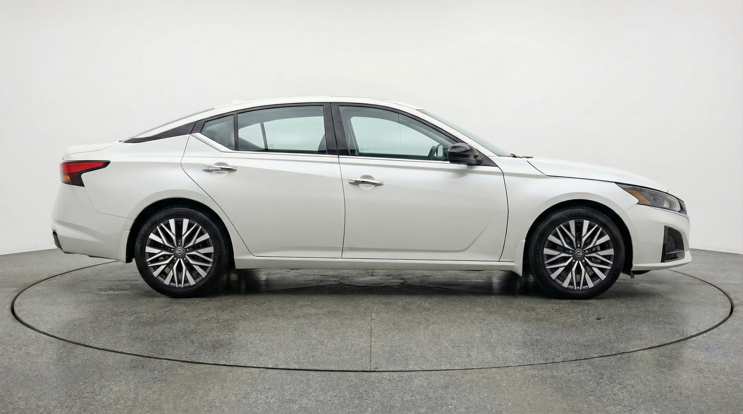 Thumbnail: 2025 Nissan Altima - 11