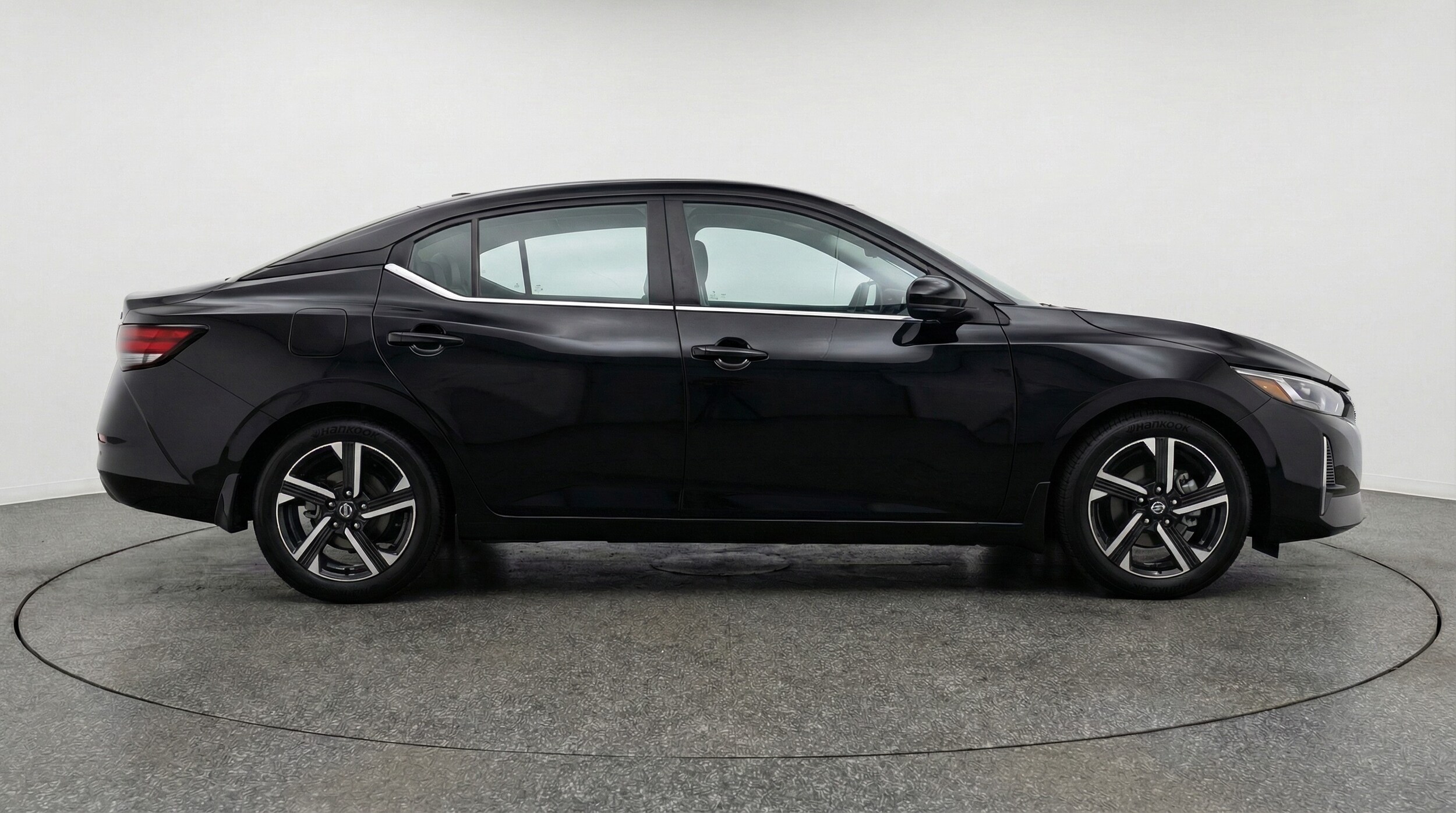 Thumbnail: 2025 Nissan Sentra - 8