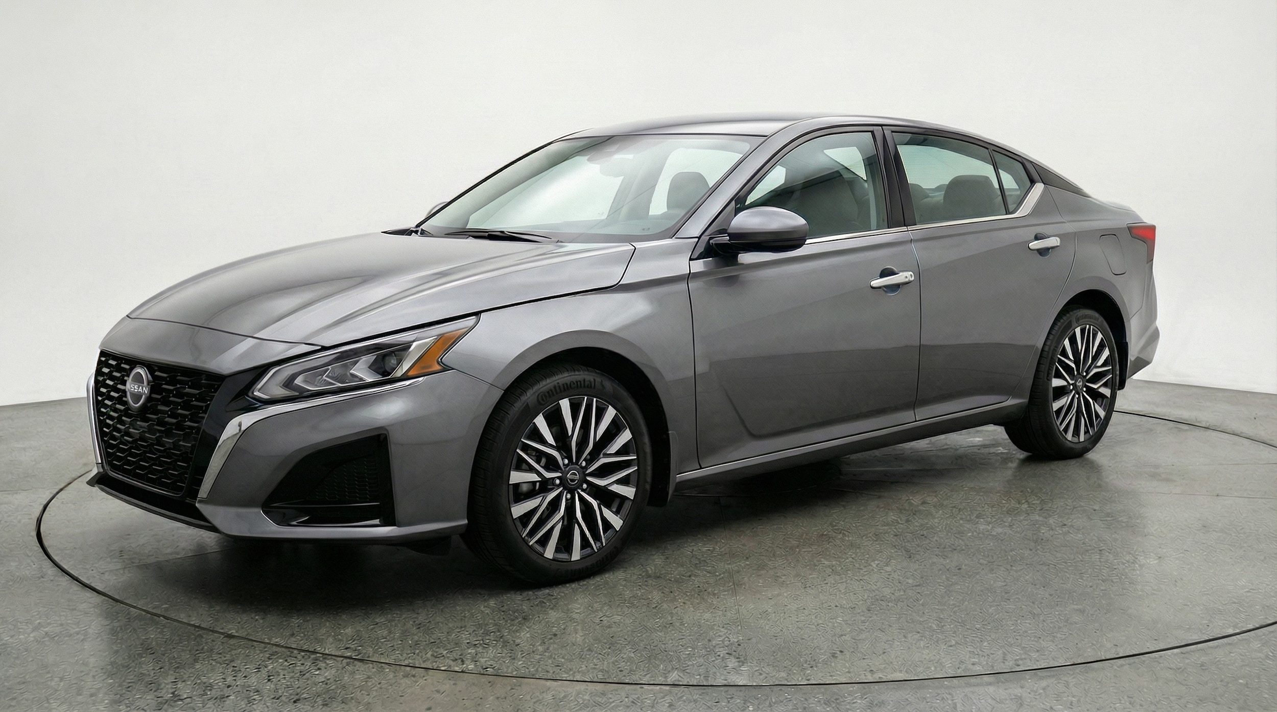 Thumbnail: 2025 Nissan Altima - 3