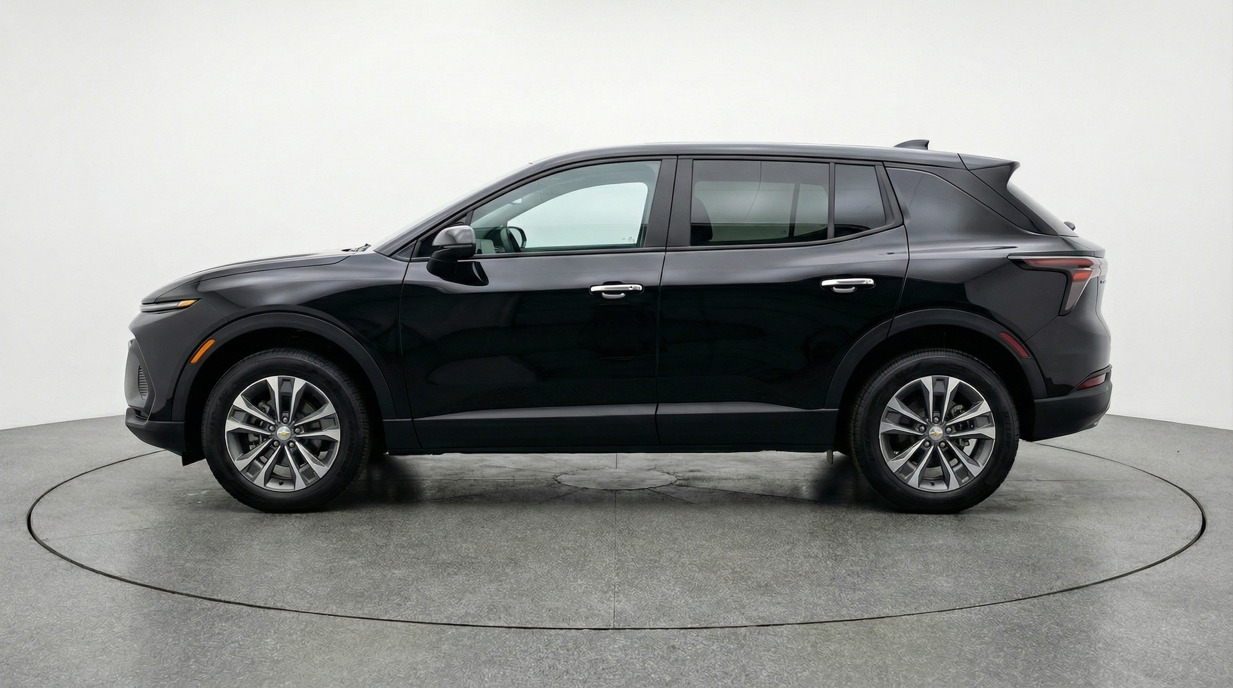 Thumbnail: 2025 Chevrolet Equinox - 4