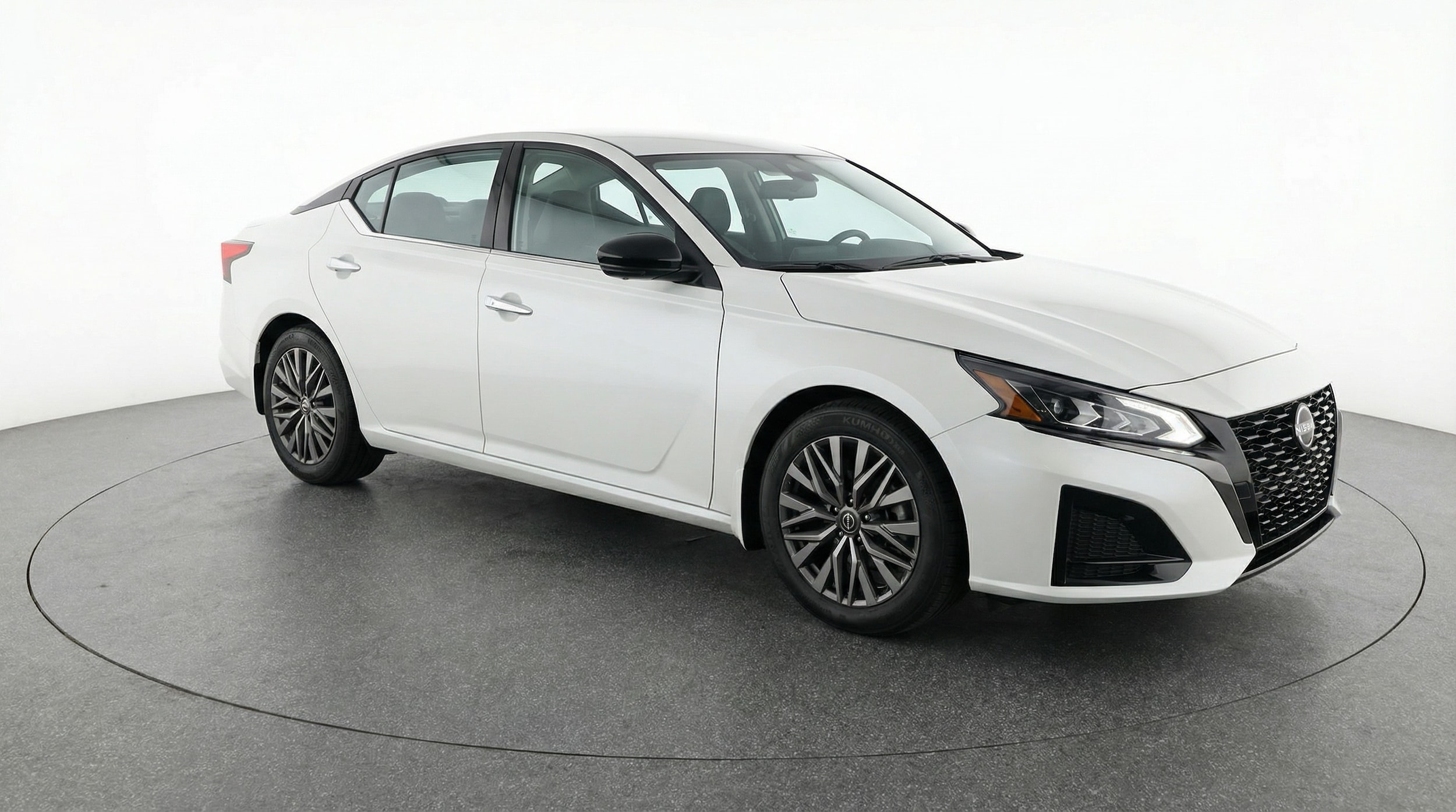 Thumbnail: 2025 Nissan Altima - 1