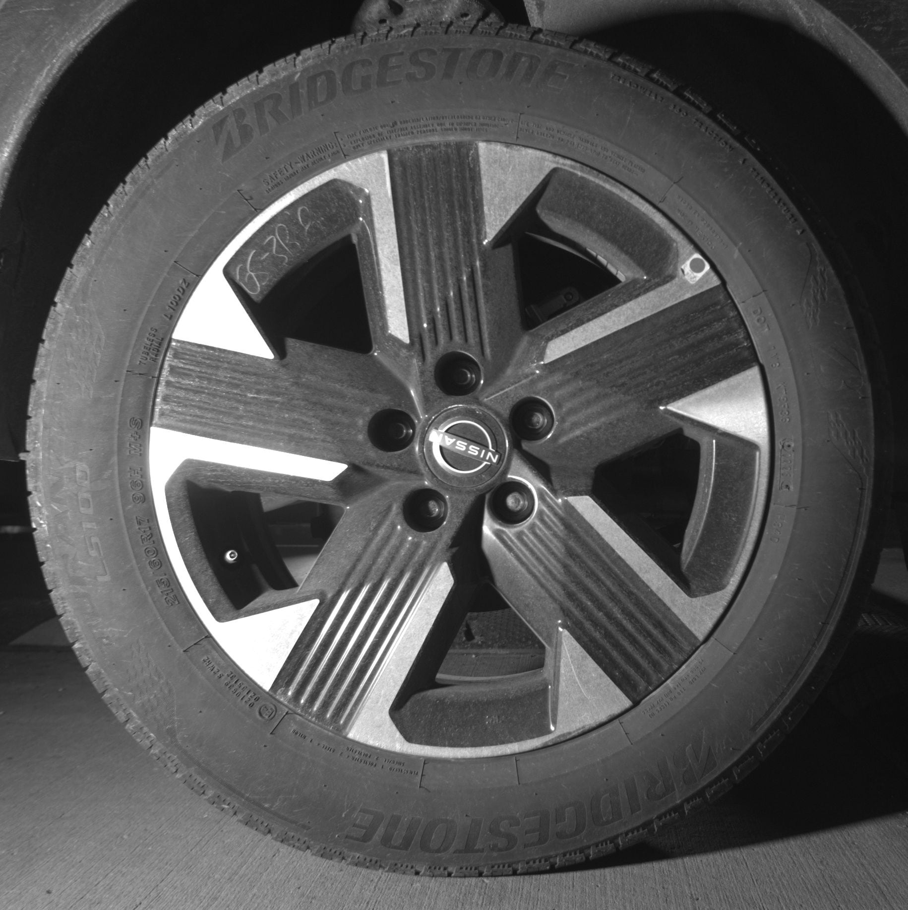 Thumbnail: 2025 Nissan Kicks - 12