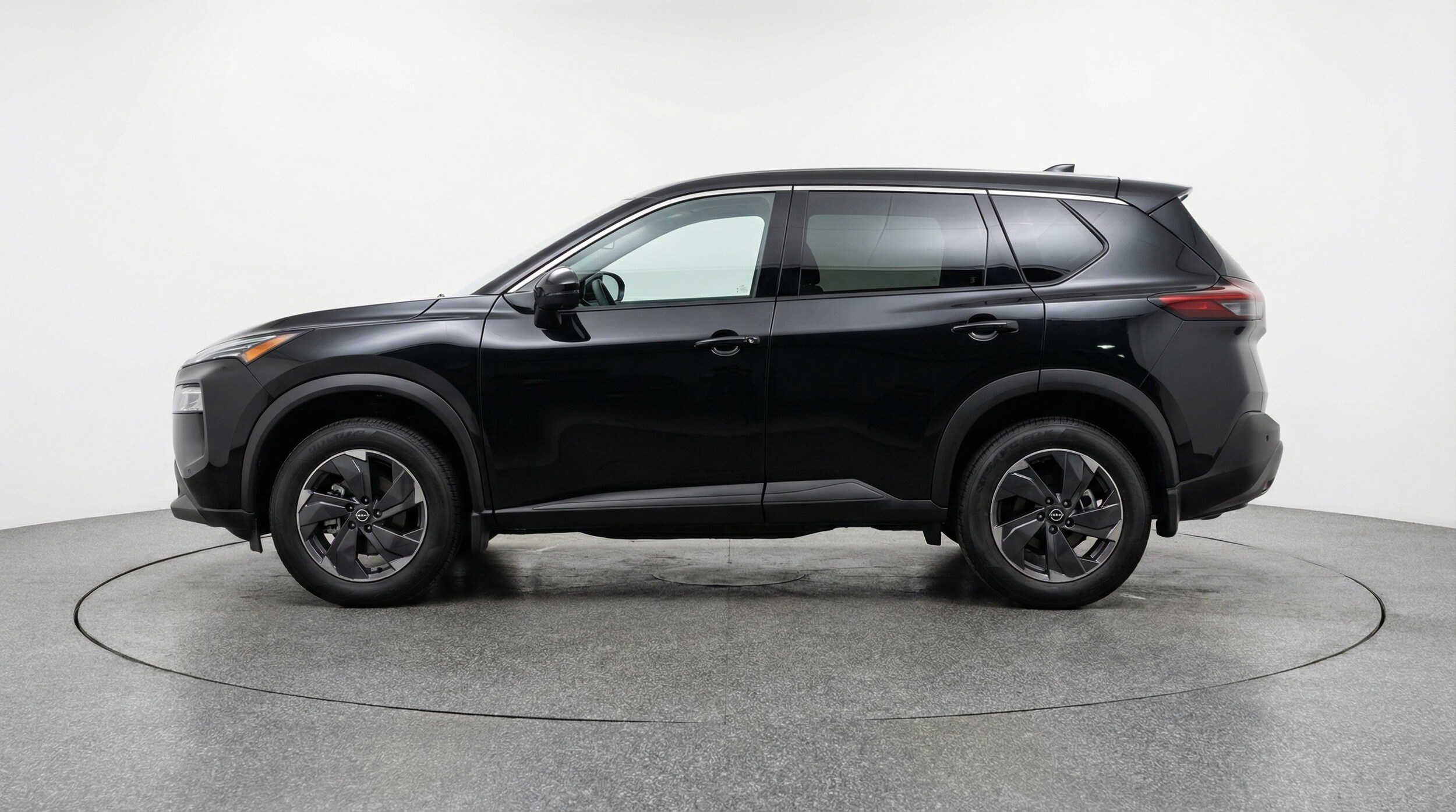 Thumbnail: 2025 Nissan Rogue - 4