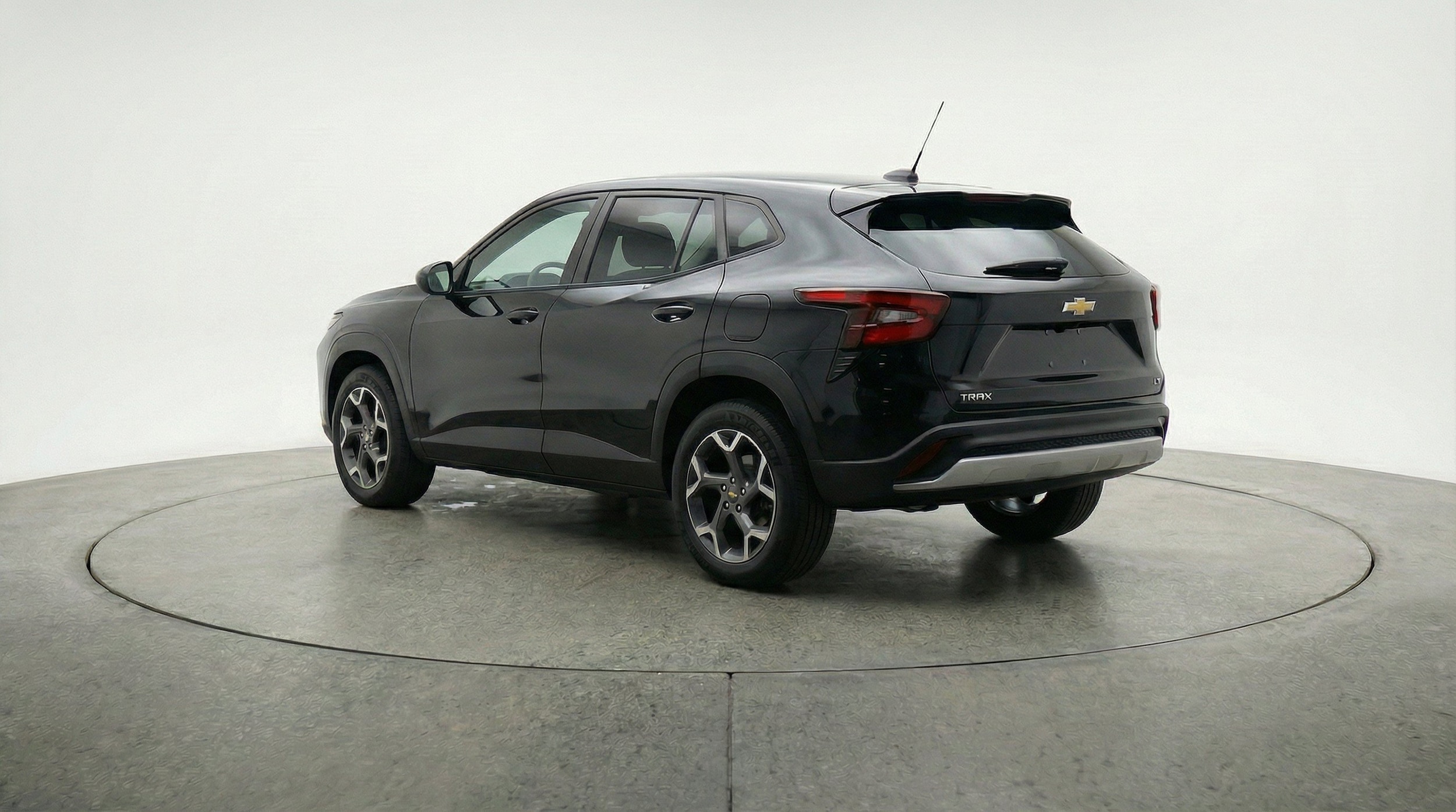 Thumbnail: 2025 Chevrolet Trax - 9