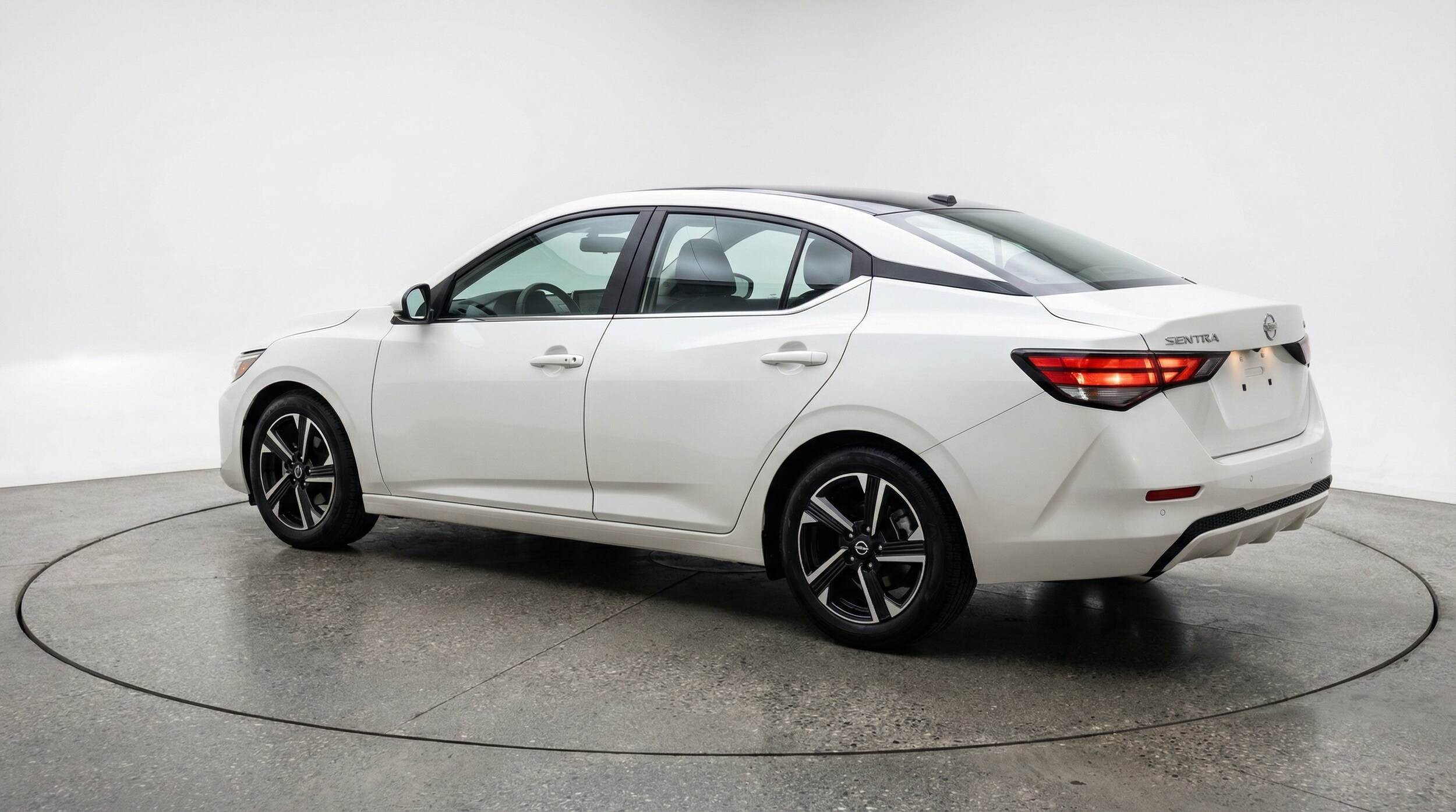 Thumbnail: 2025 Nissan Sentra - 5