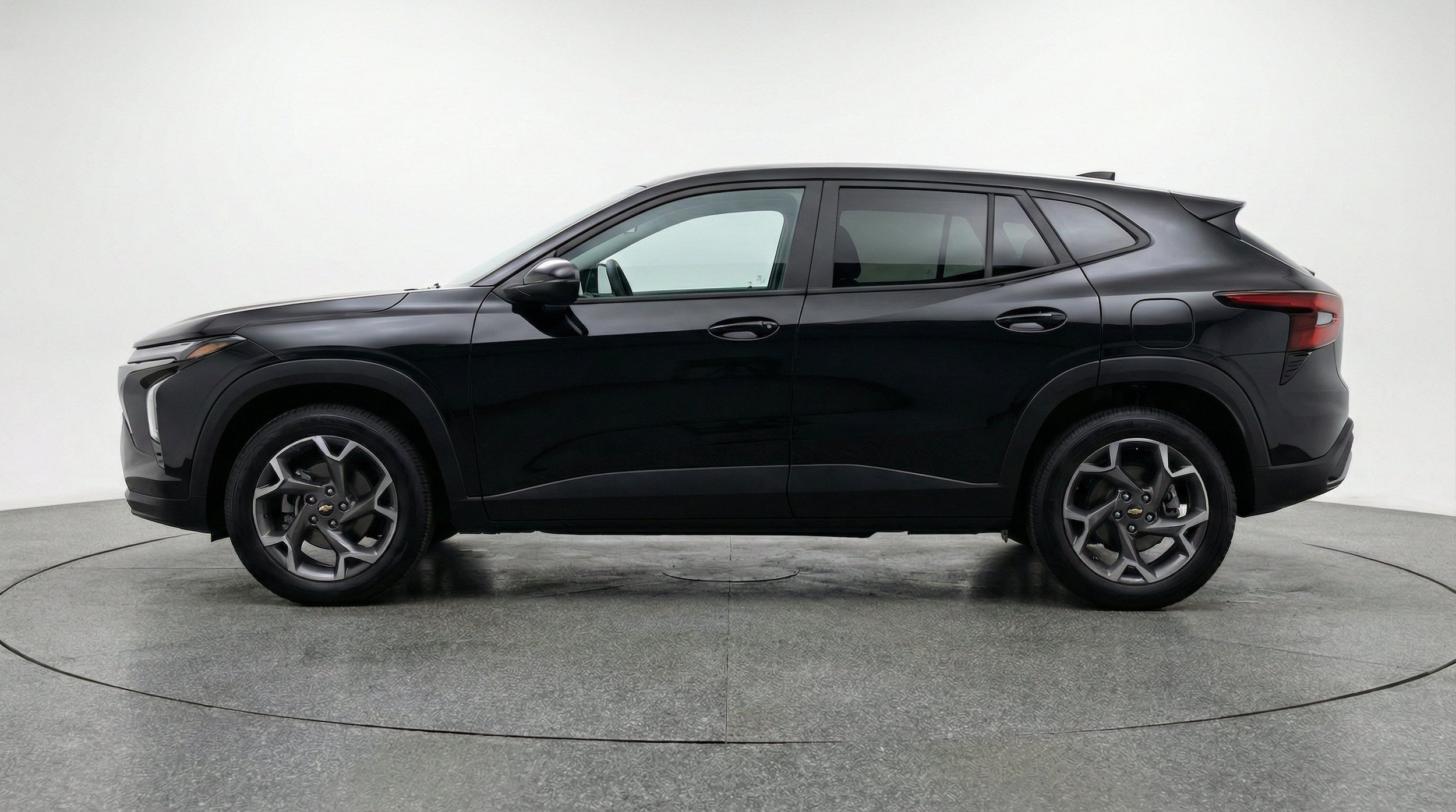 Thumbnail: 2025 Chevrolet Trax - 5